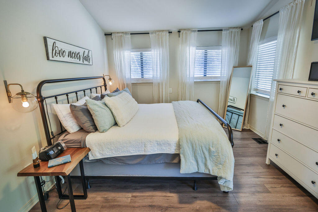 LIDO VILLAGE - Residential