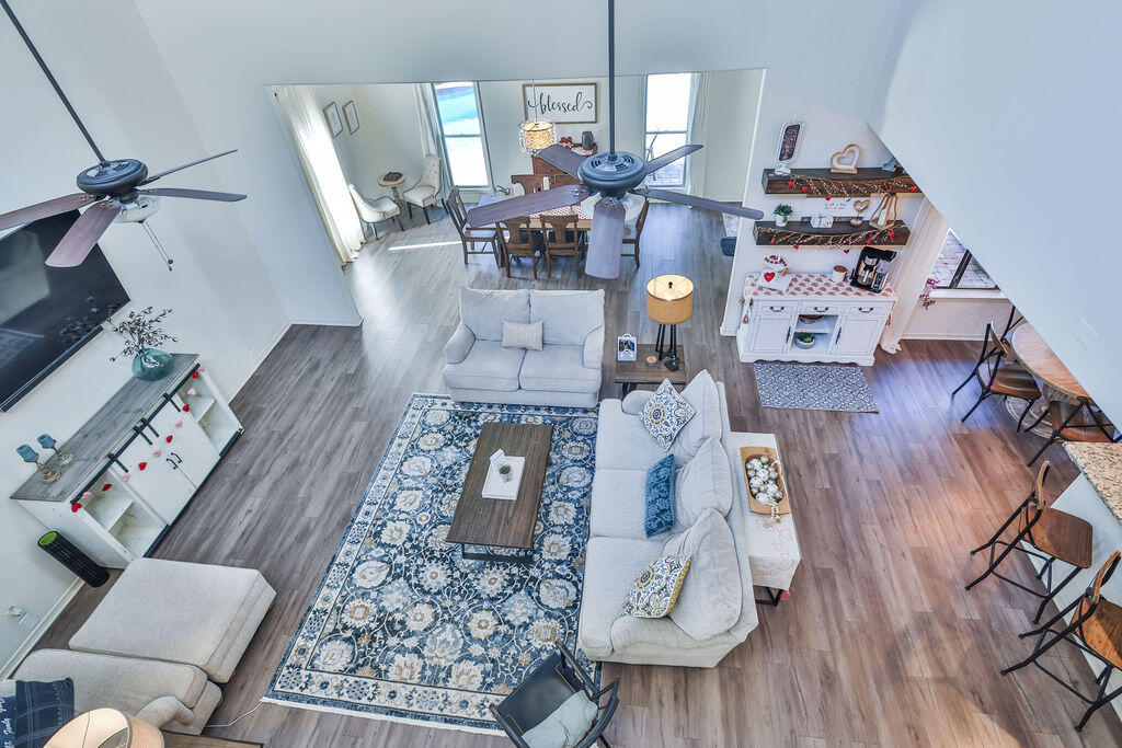 LIDO VILLAGE - Residential