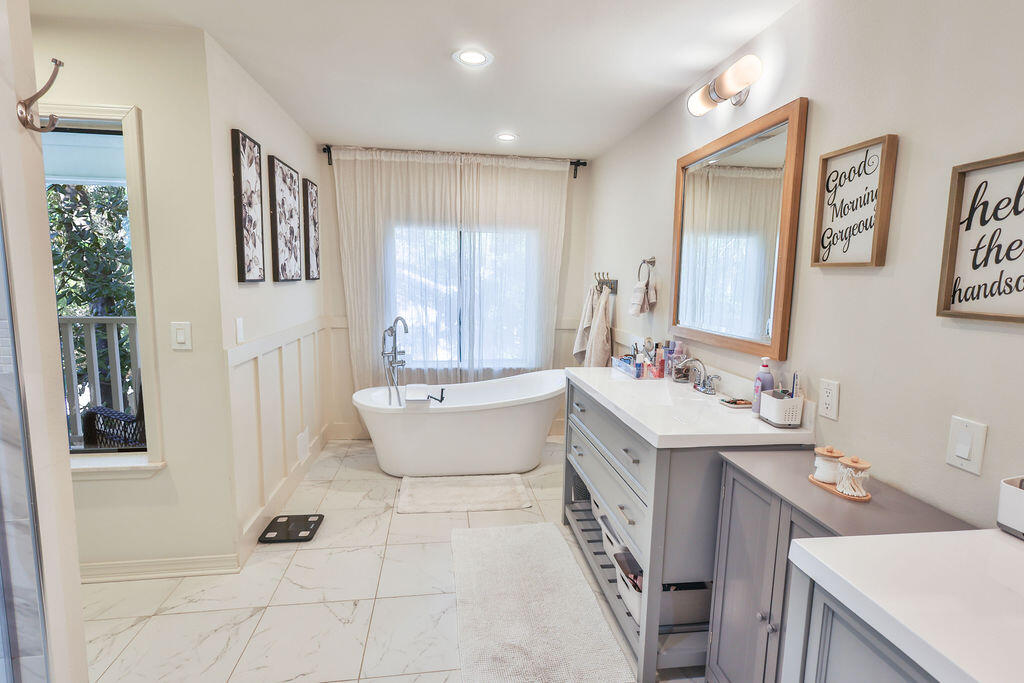 LIDO VILLAGE - Residential