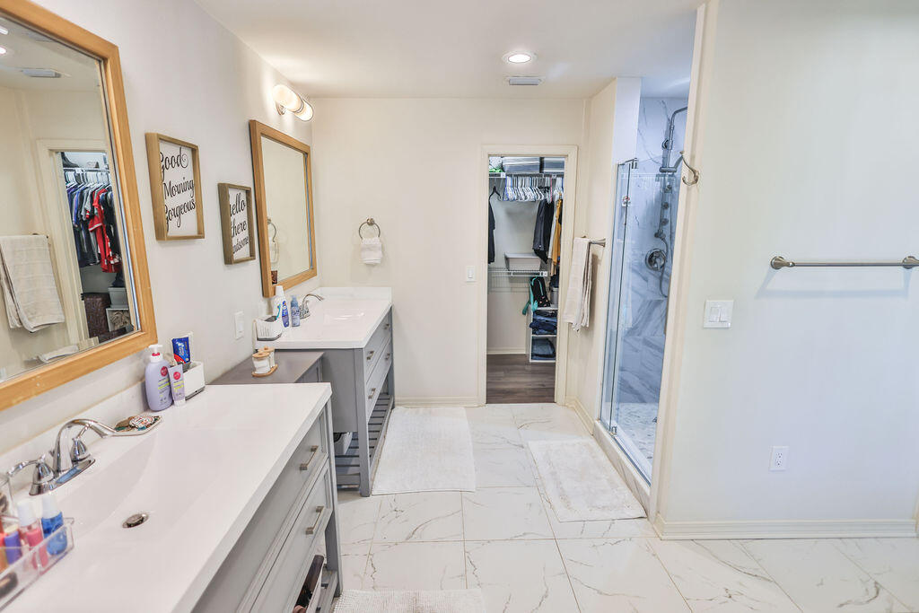 LIDO VILLAGE - Residential