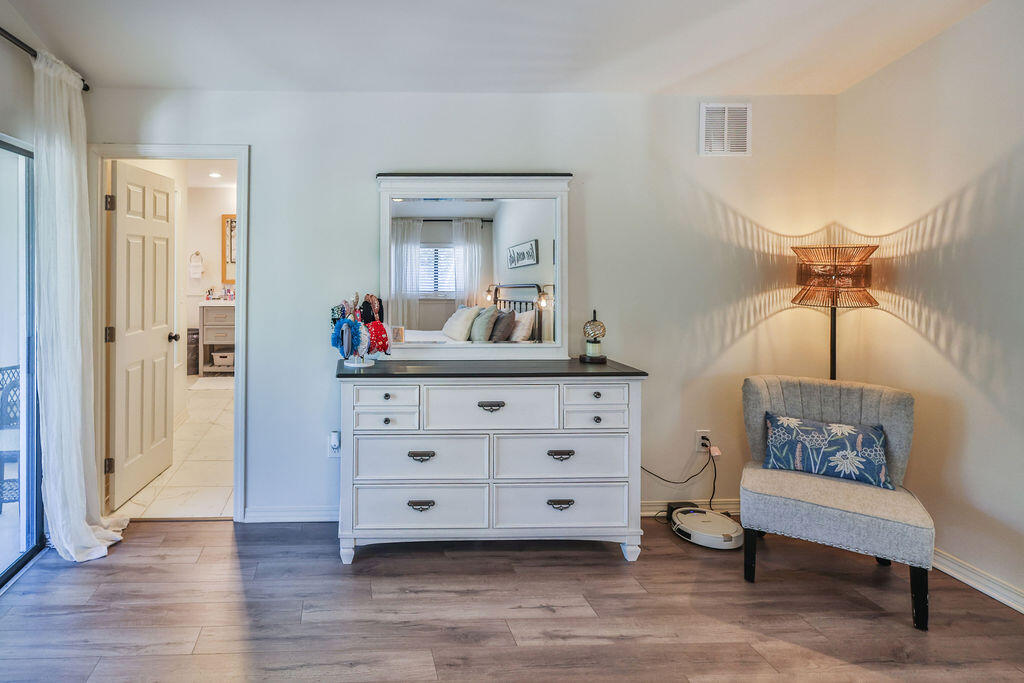 LIDO VILLAGE - Residential