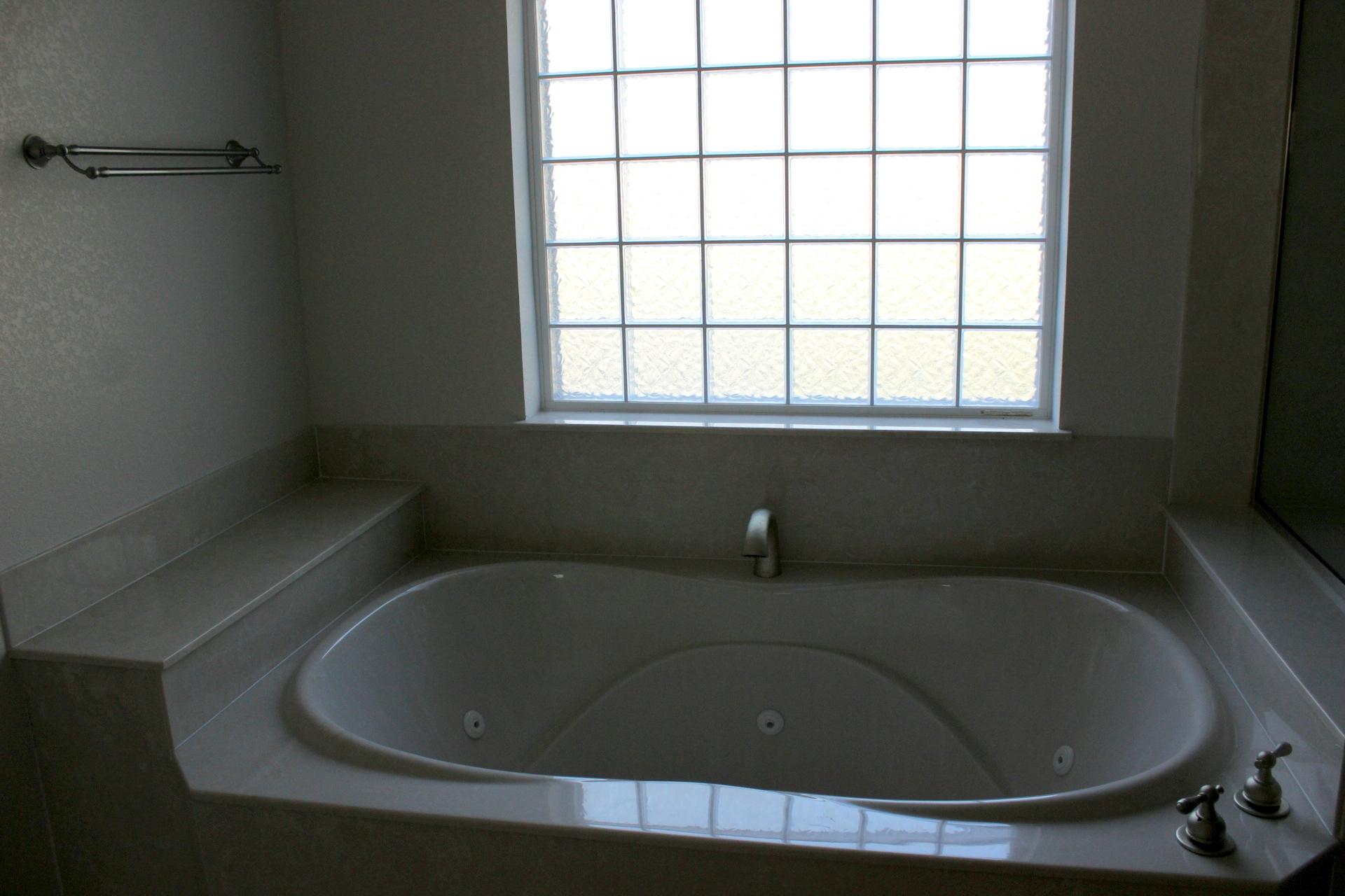 HIDDEN SPRINGS - Residential