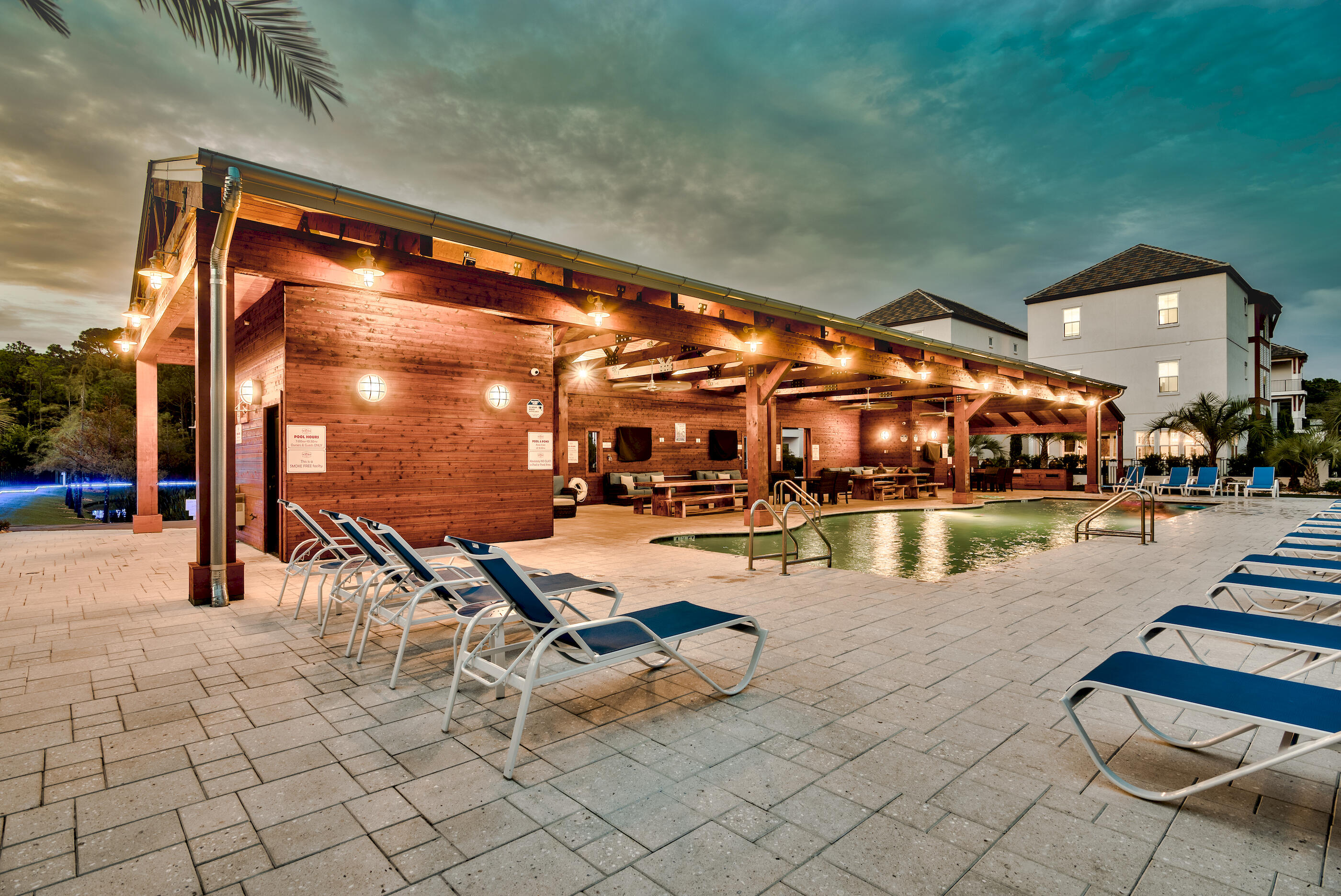 The Retreat at Miramar - Residential