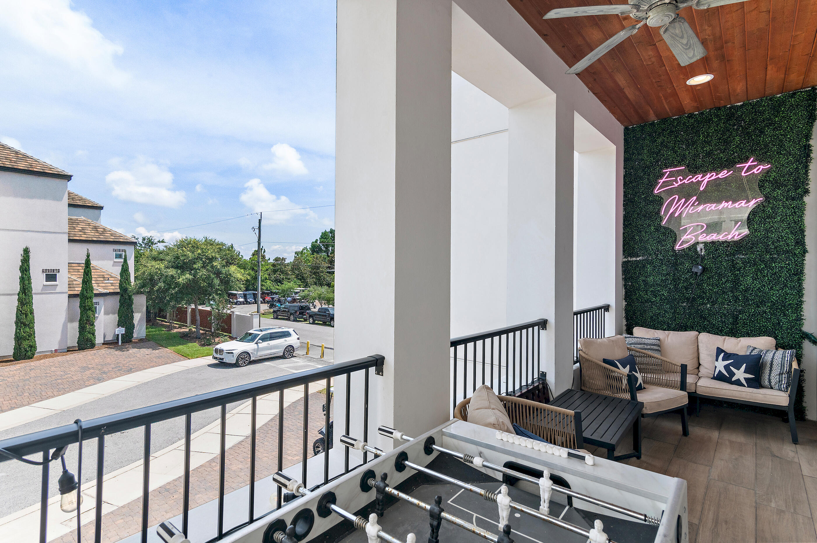 The Retreat at Miramar - Residential