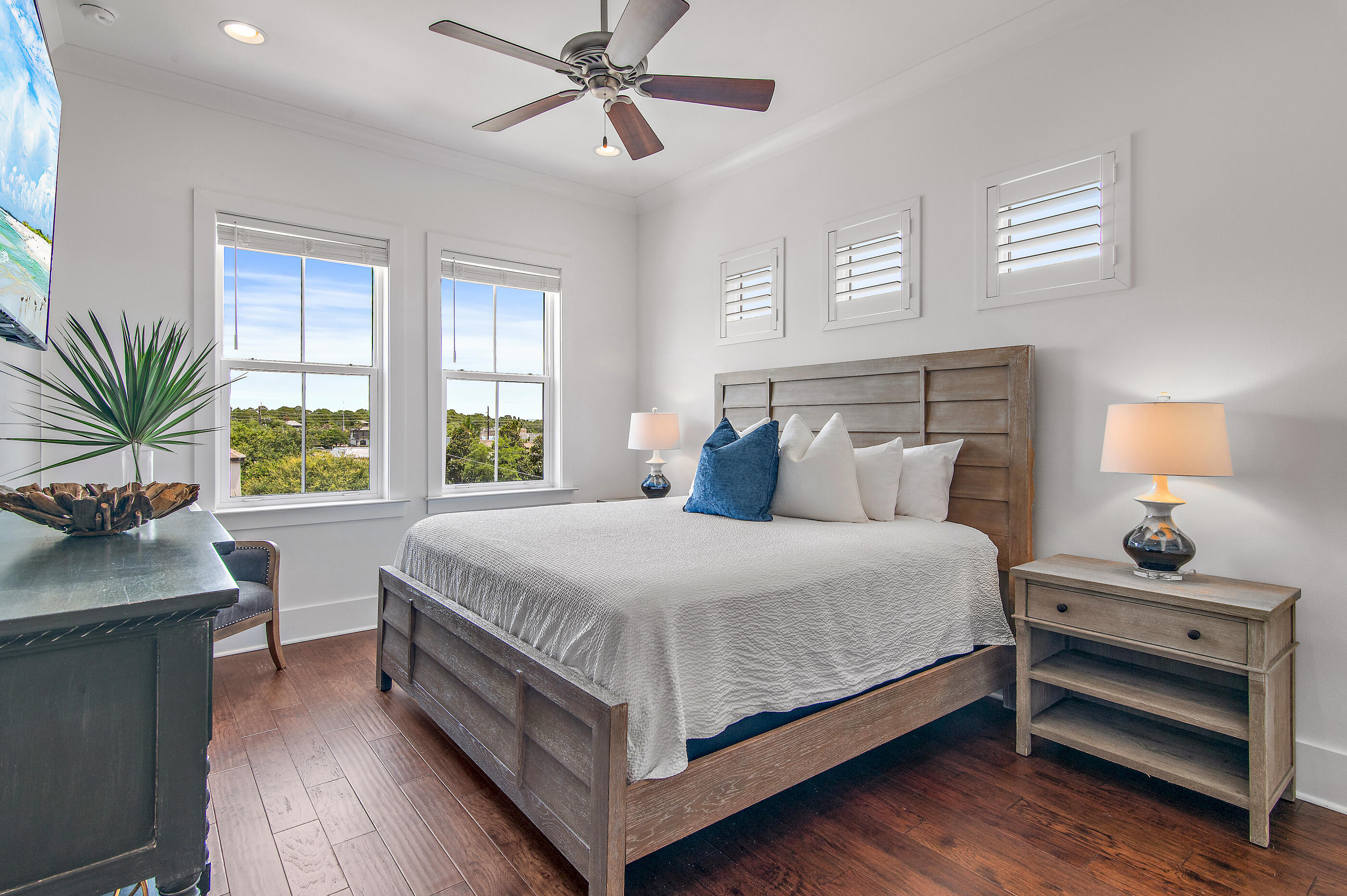 The Retreat at Miramar - Residential