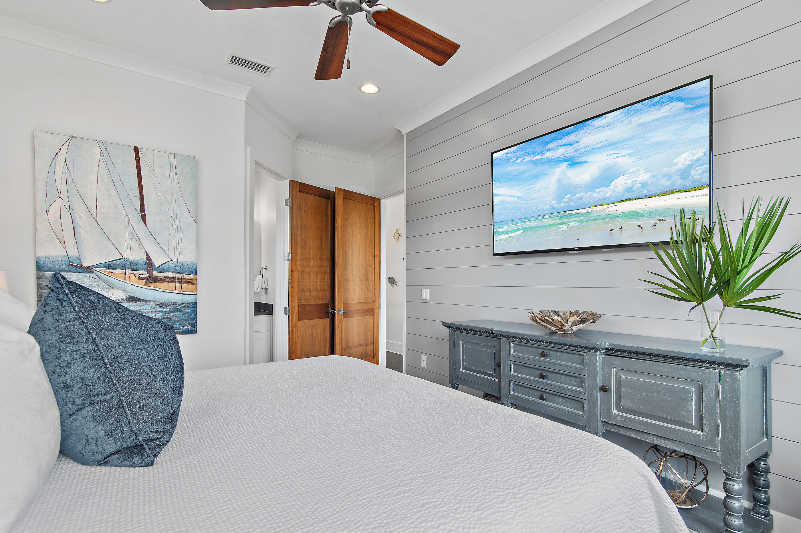 The Retreat at Miramar - Residential