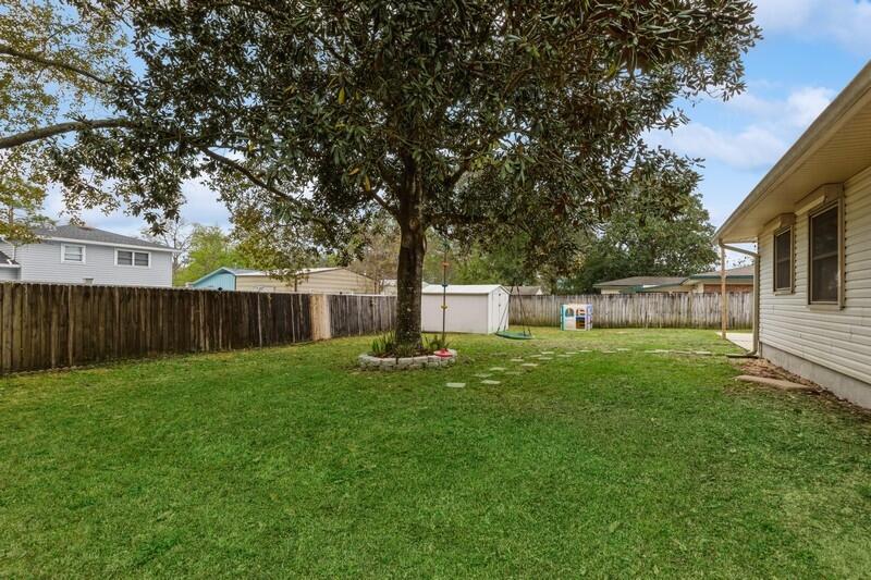 SHERWOOD FOREST - Residential
