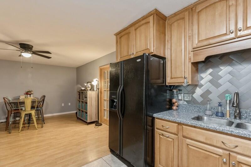 SHERWOOD FOREST - Residential