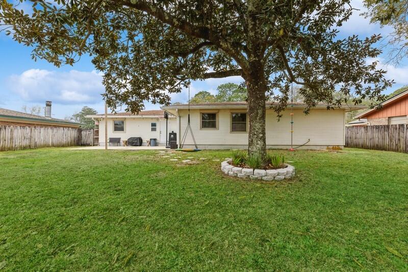 SHERWOOD FOREST - Residential