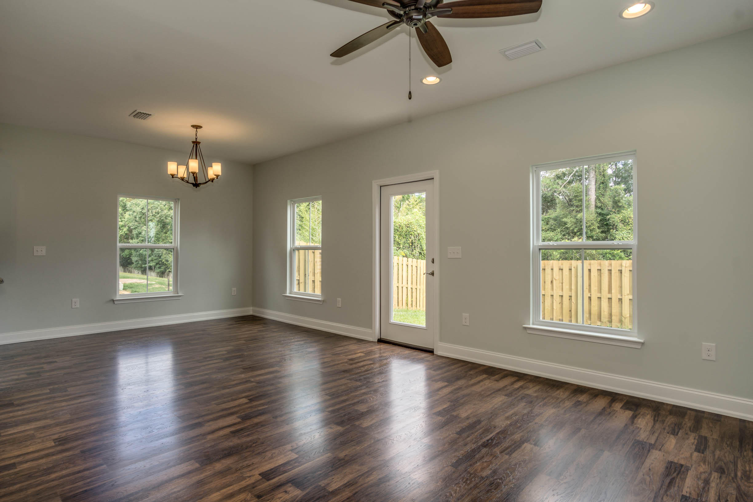 CARONDOLET T/H - Residential