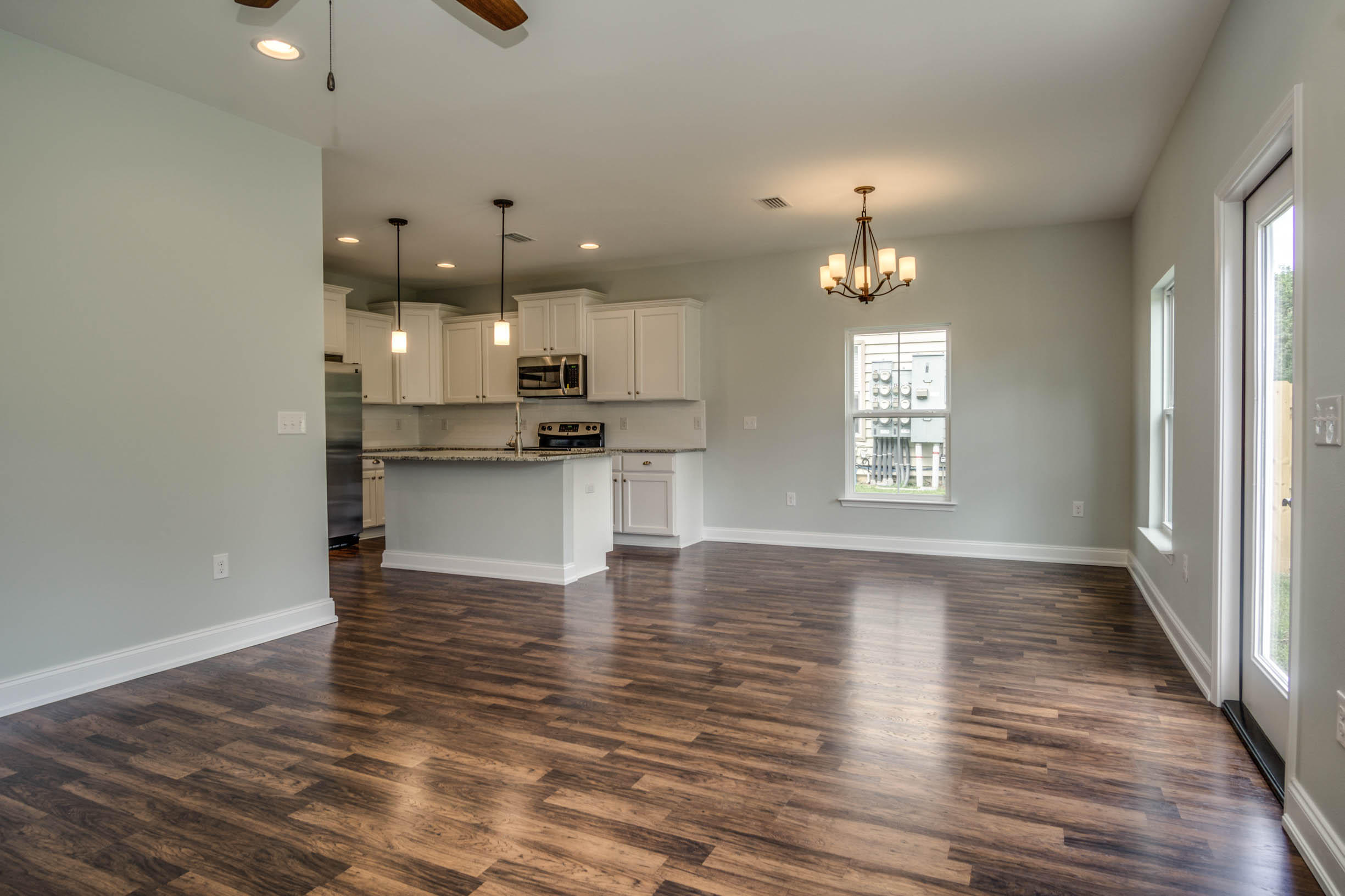 CARONDOLET T/H - Residential