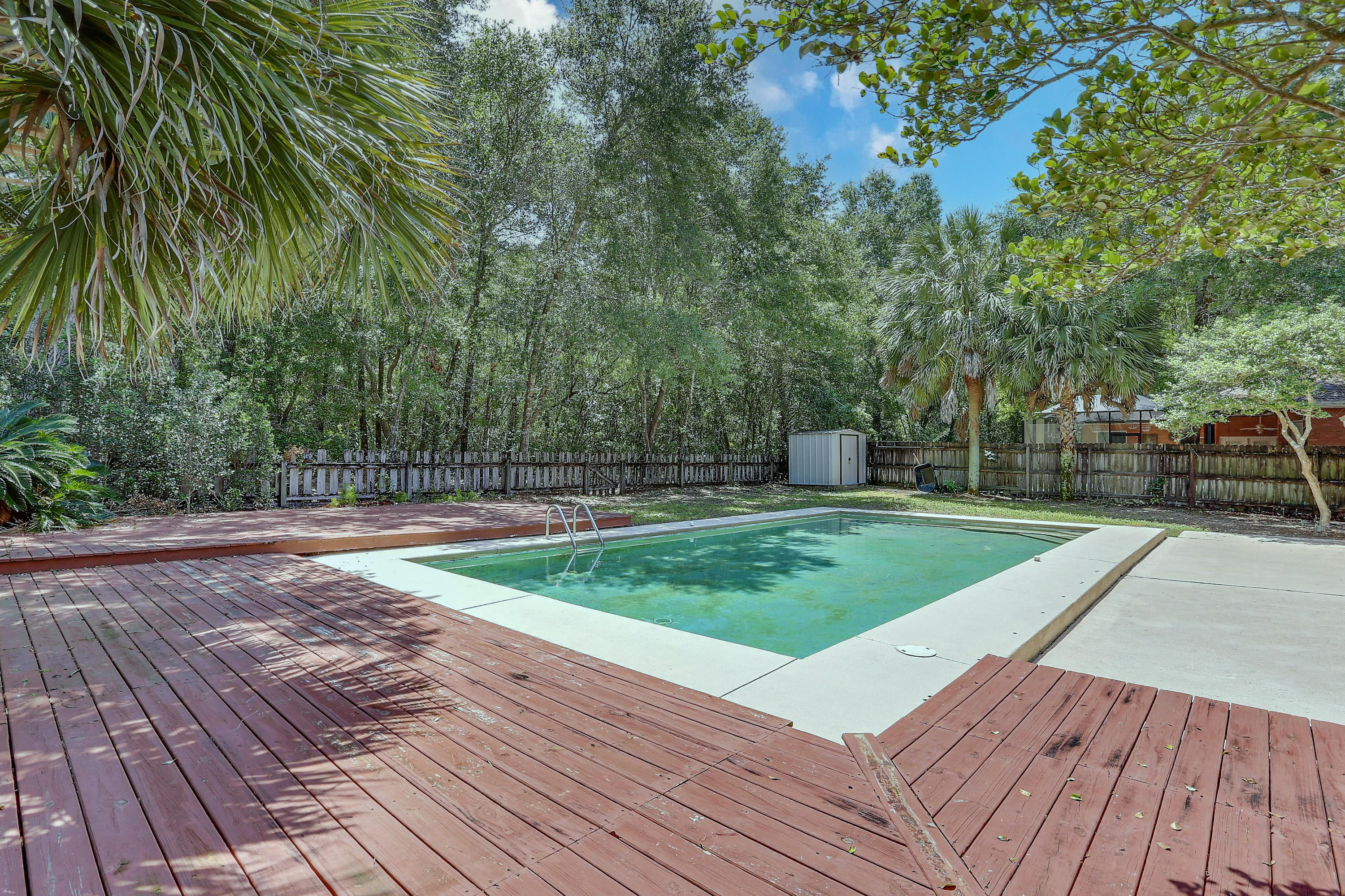 PARKWOOD ESTATES PH 5 - Residential