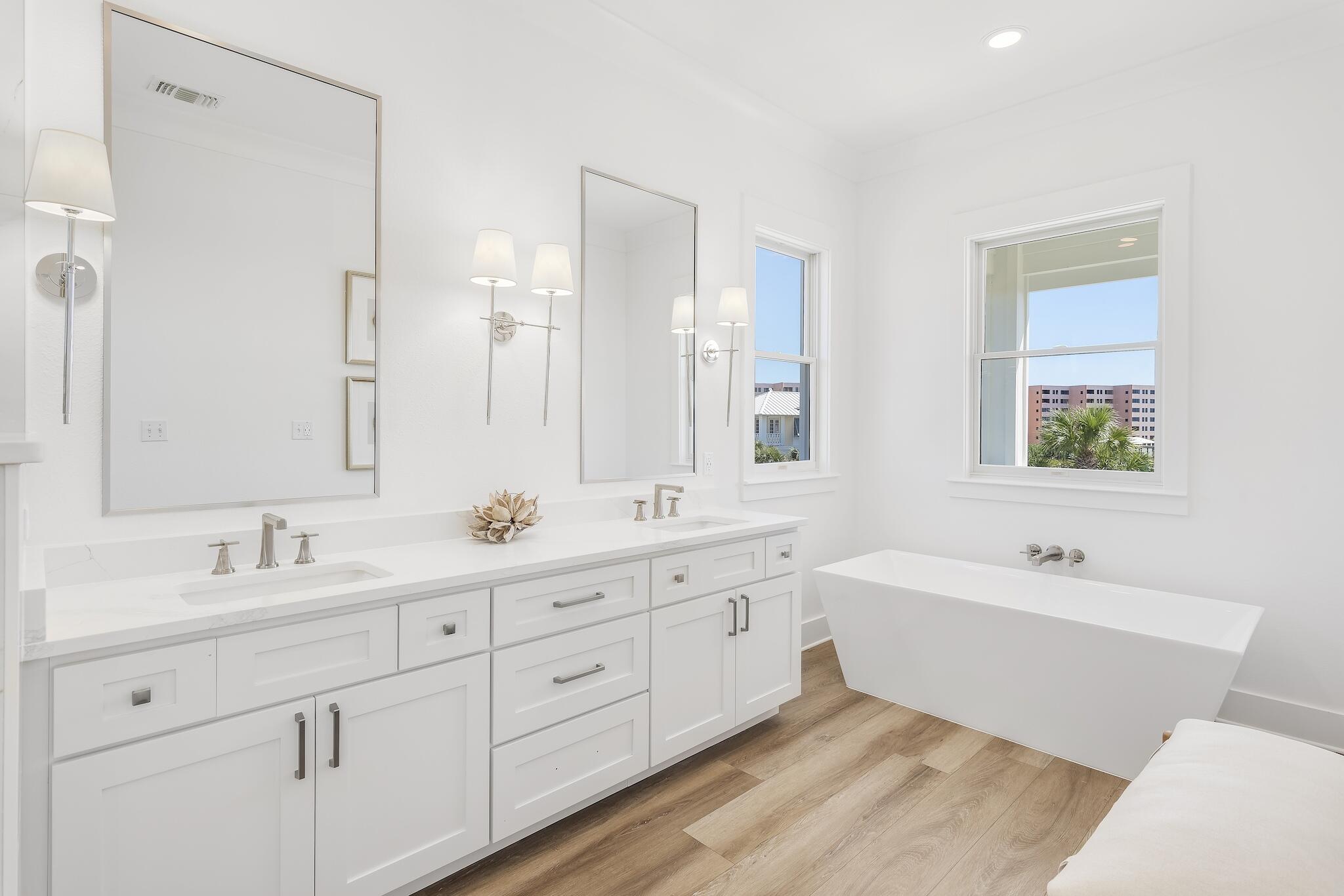 DESTIN POINTE - Residential
