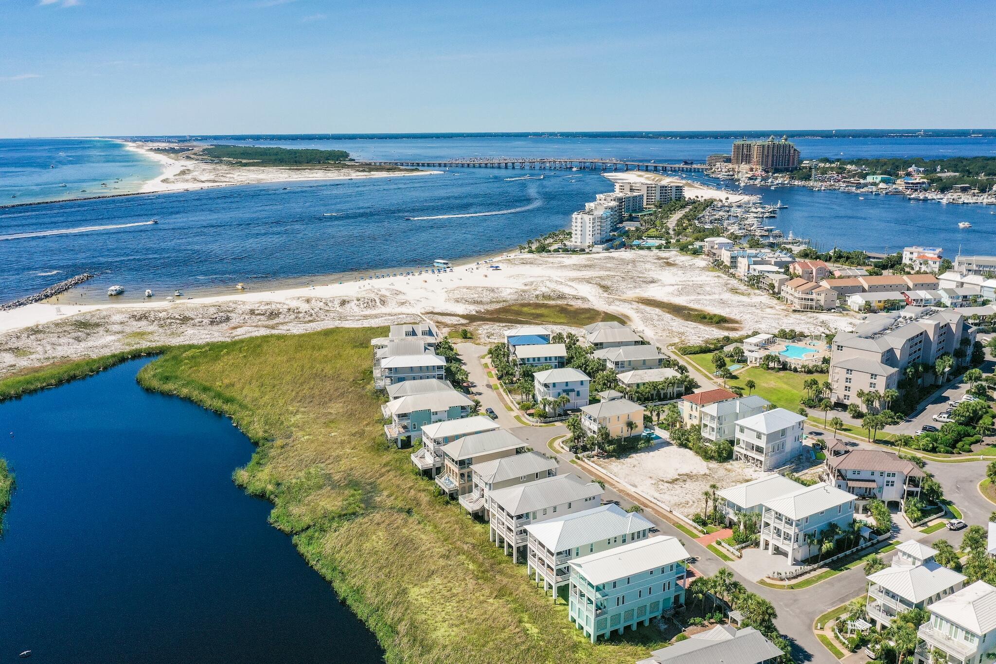 DESTIN POINTE - Residential