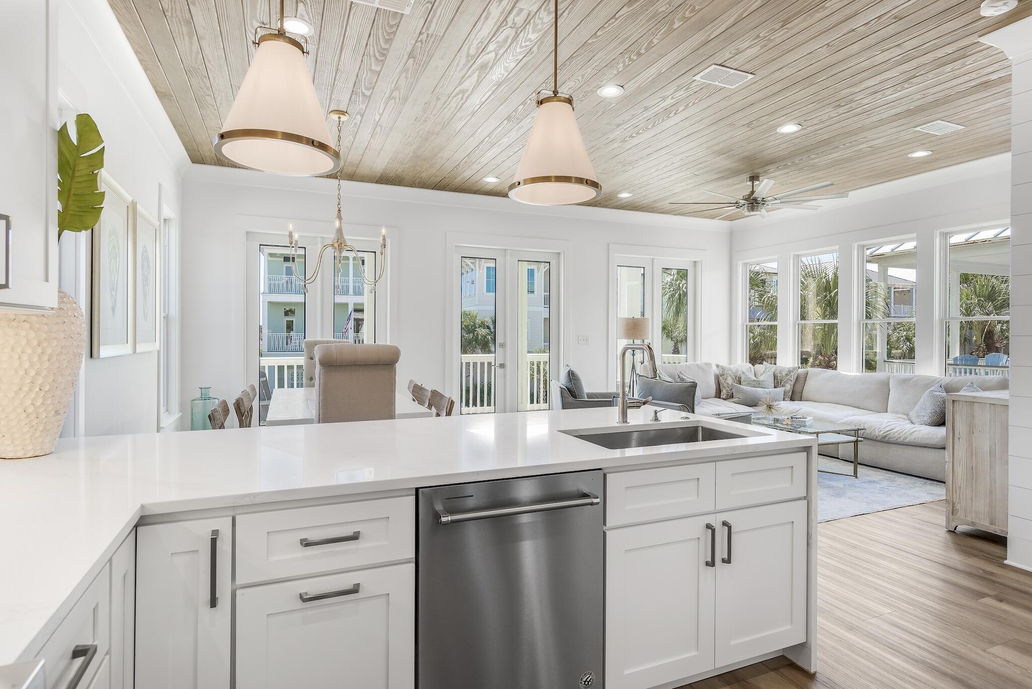 DESTIN POINTE - Residential