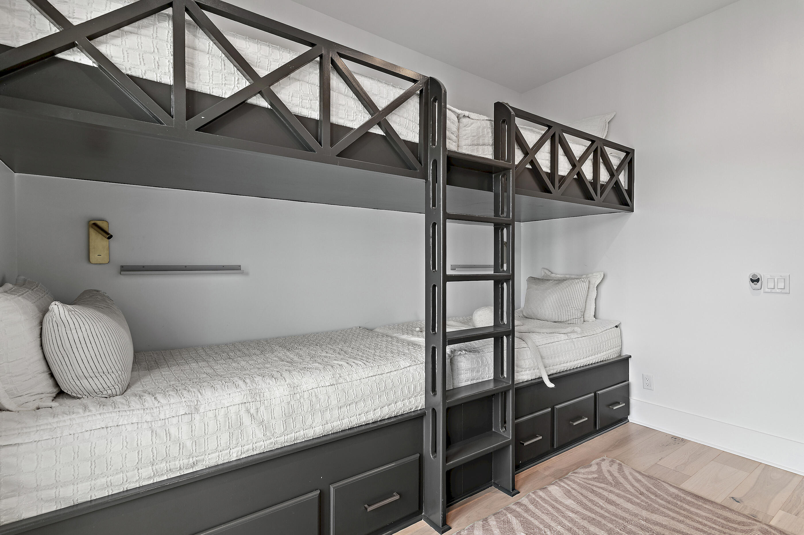 GRANDE POINTE AT INLET BEACH - Residential