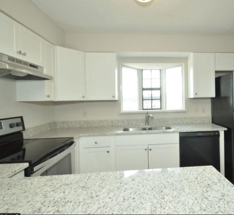 CAMBRIDGE T/H BLDG D UNIT 1 - Residential