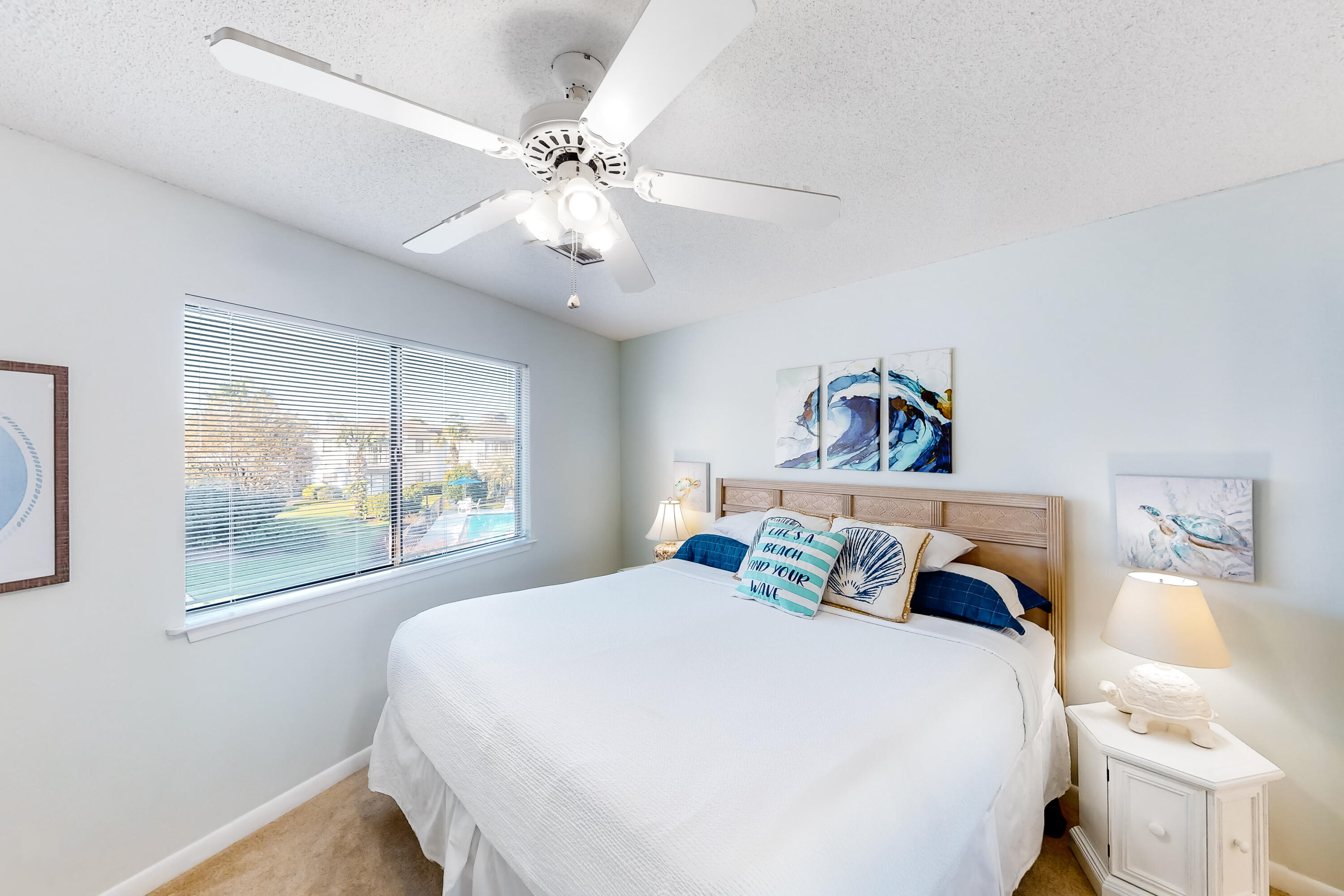 CRYSTAL VILLAGE CONDO PH 1 - Residential