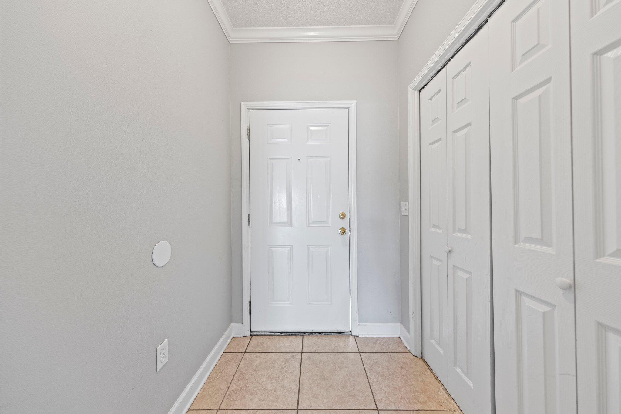 Miranda Apartments - Residential Lease