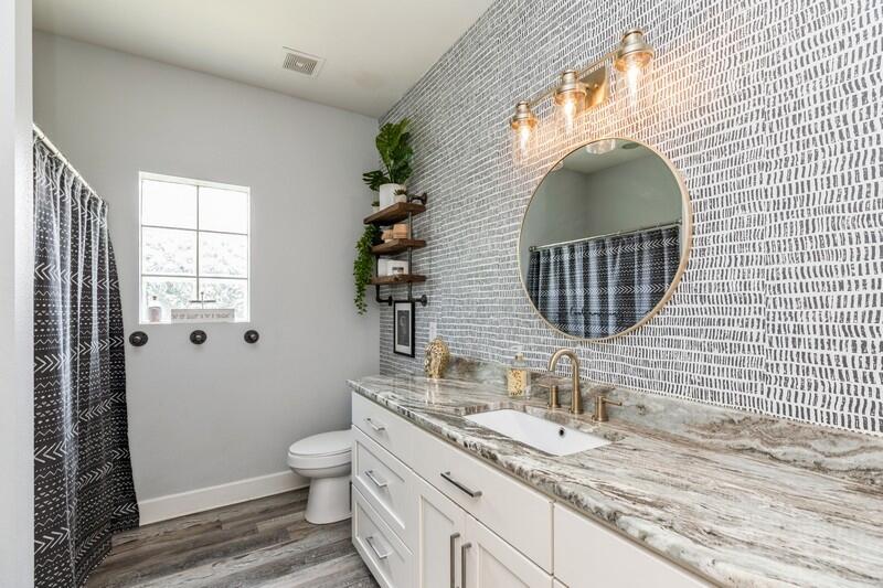 GRAND POINTE - Residential