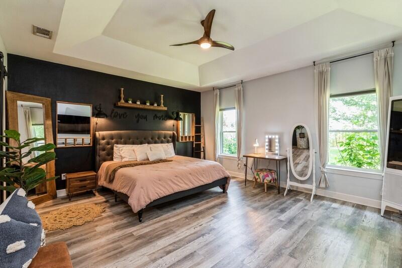 GRAND POINTE - Residential