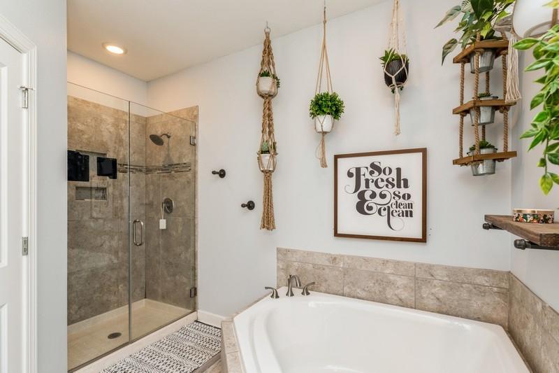 GRAND POINTE - Residential