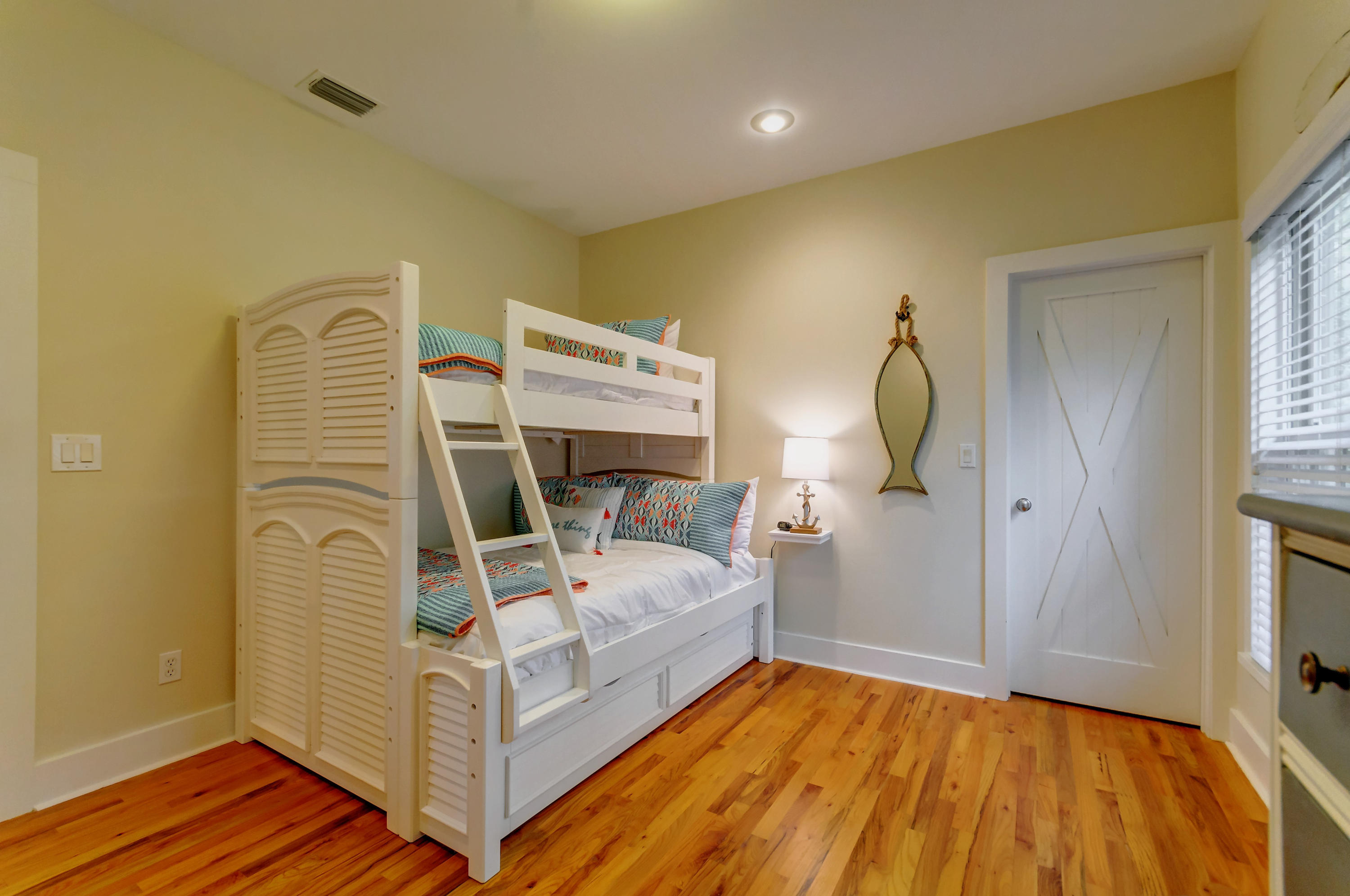 MAGNOLIA COTTAGES - Residential