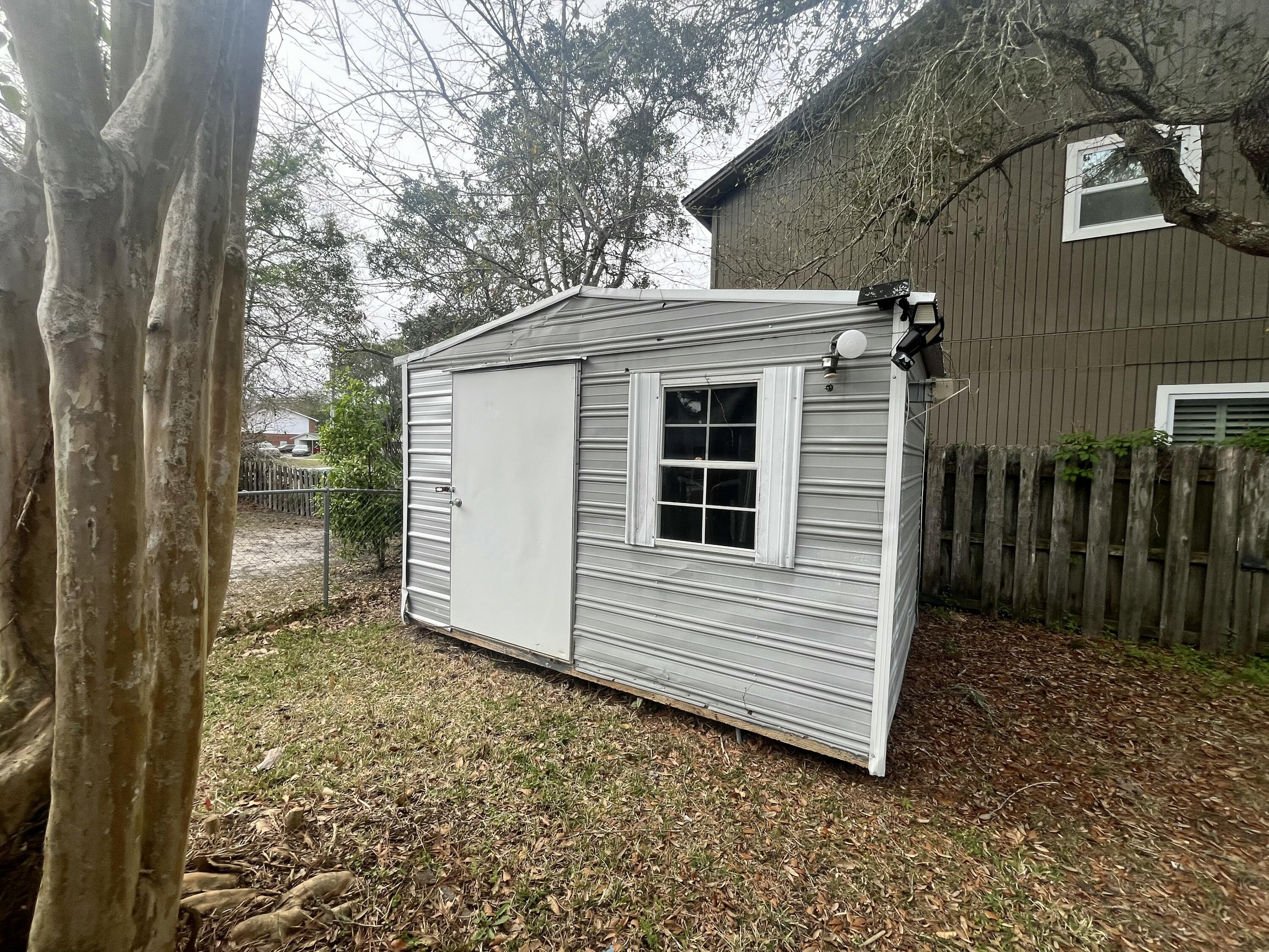 WINDGATE - Residential Lease