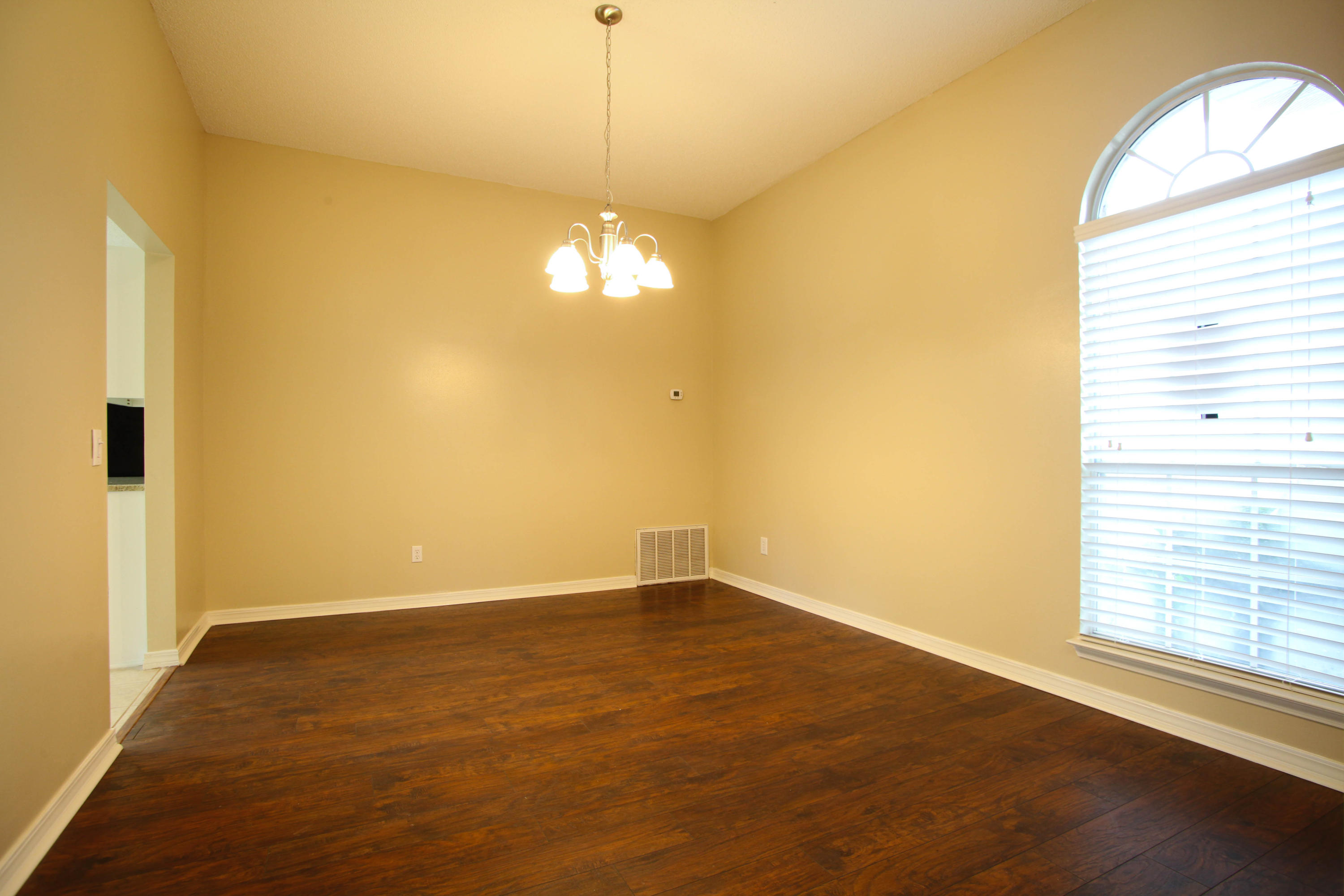 CHEROKEE BEND S/D - Residential