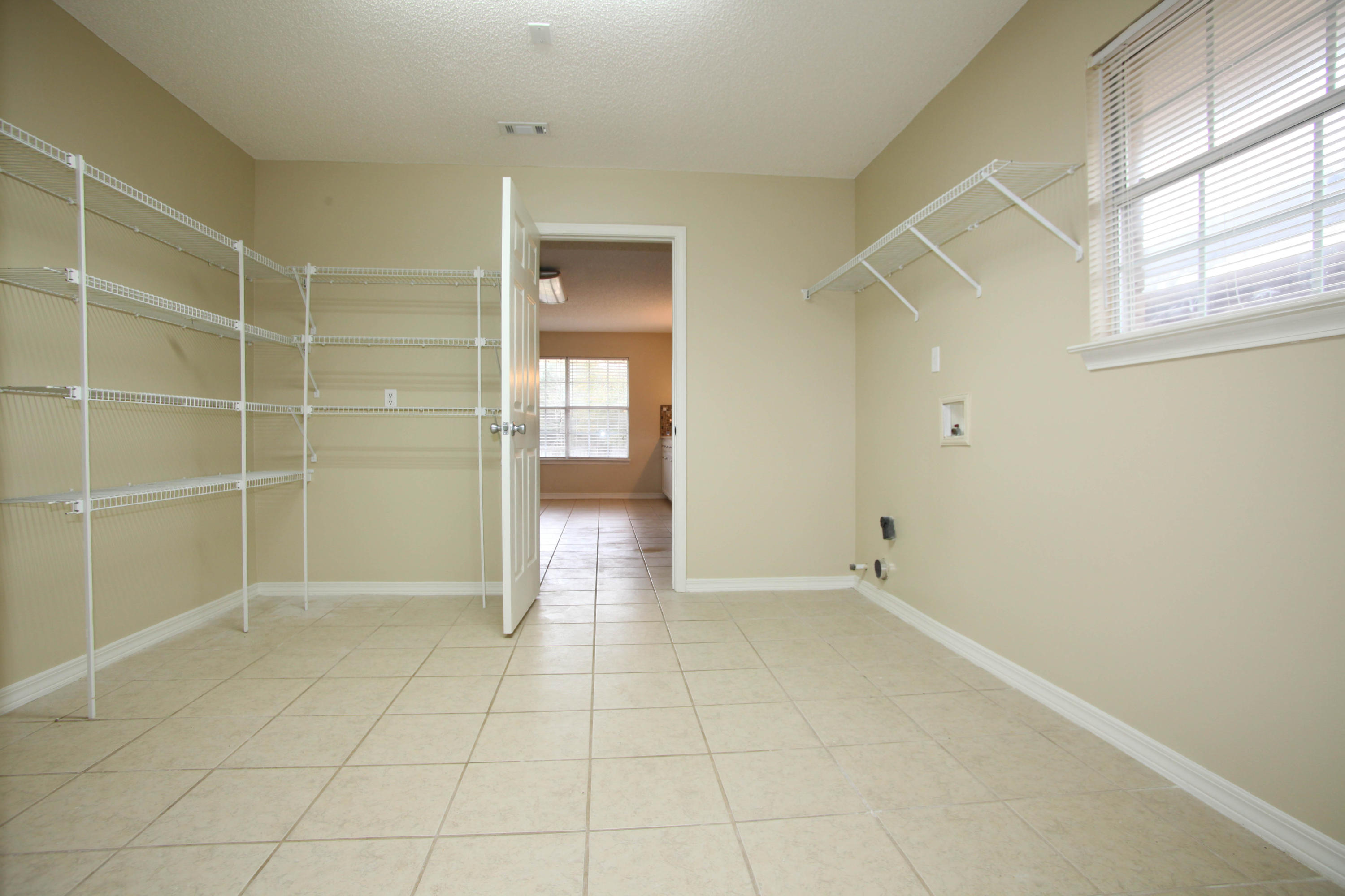 CHEROKEE BEND S/D - Residential