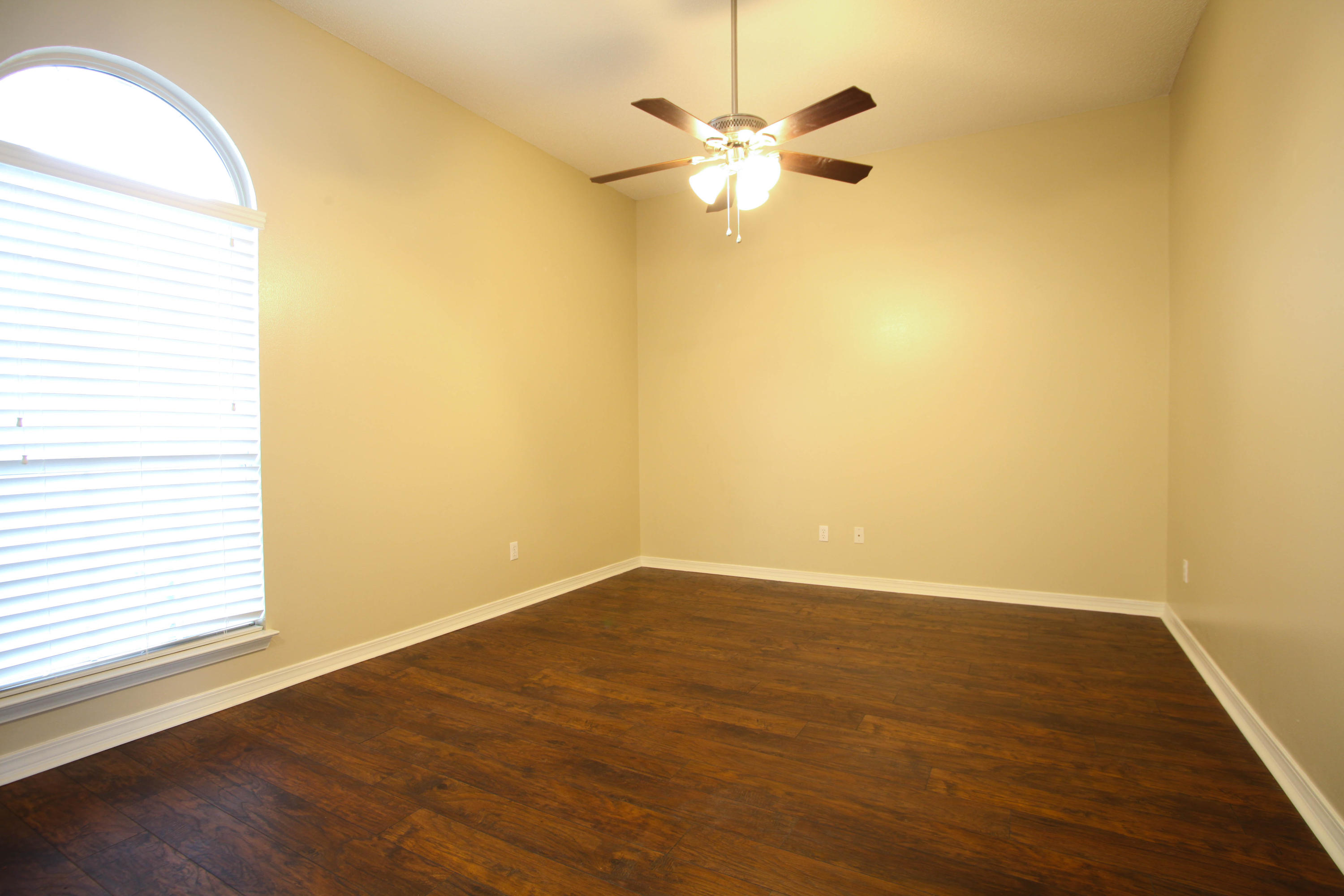 CHEROKEE BEND S/D - Residential