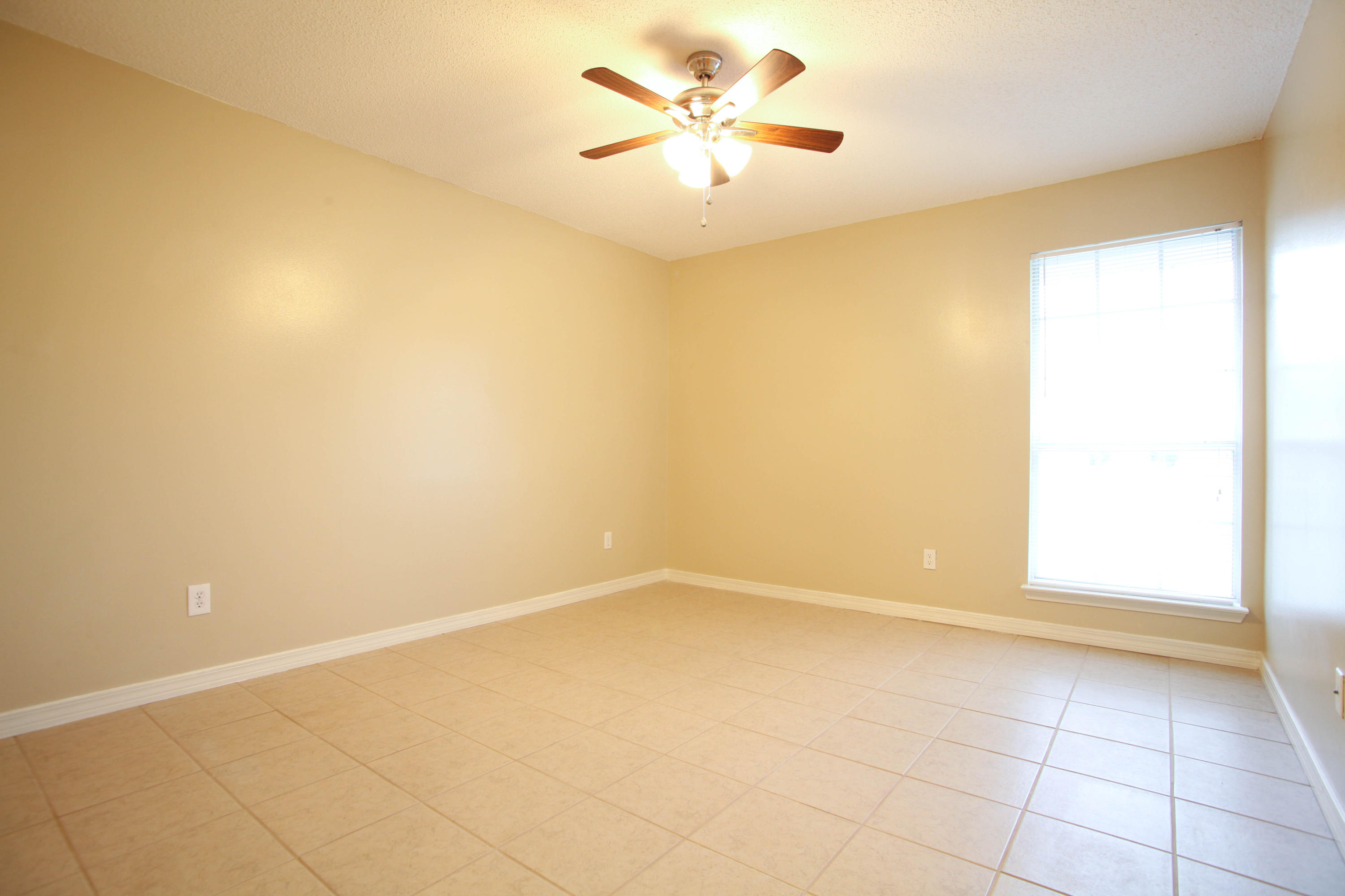 CHEROKEE BEND S/D - Residential