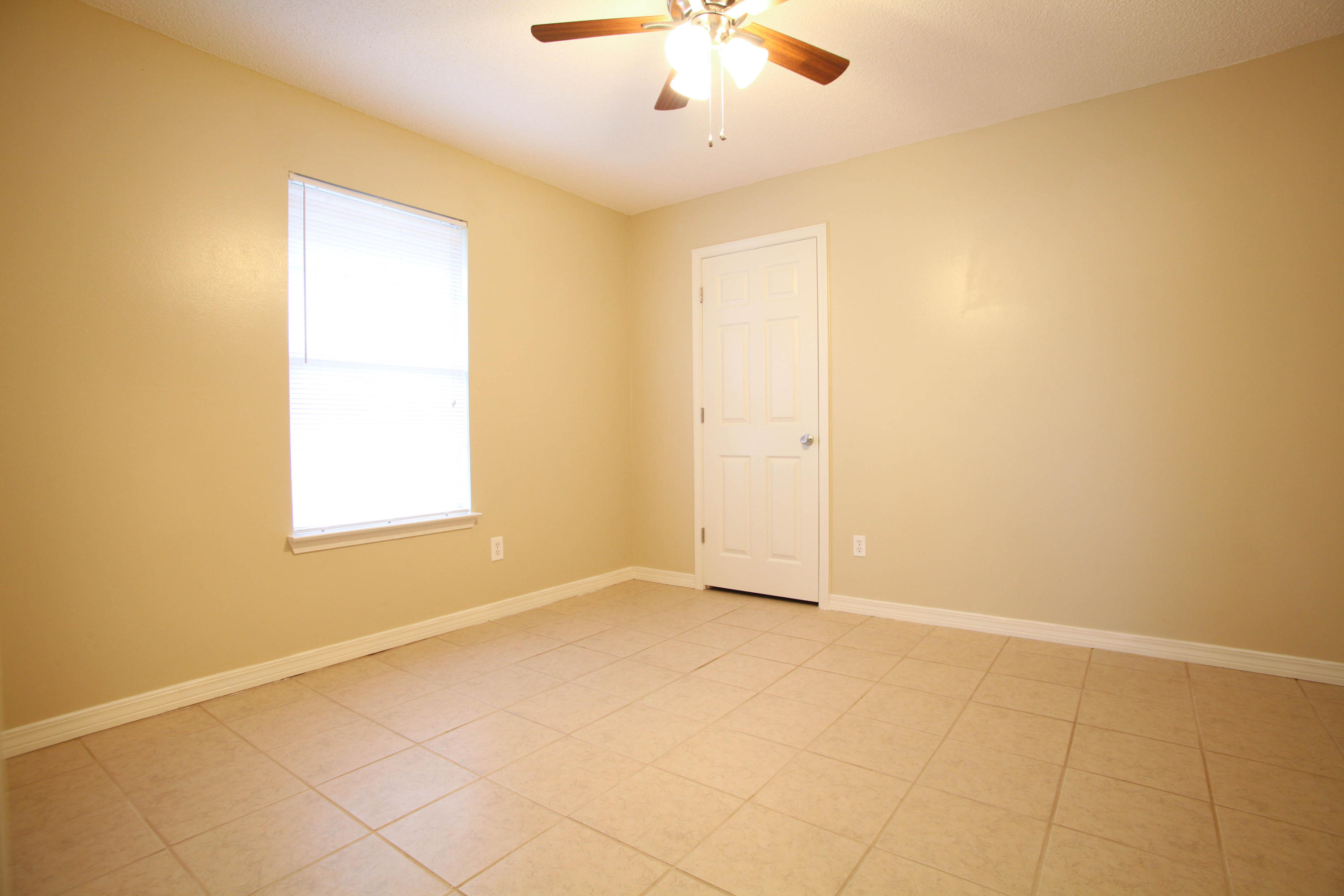 CHEROKEE BEND S/D - Residential
