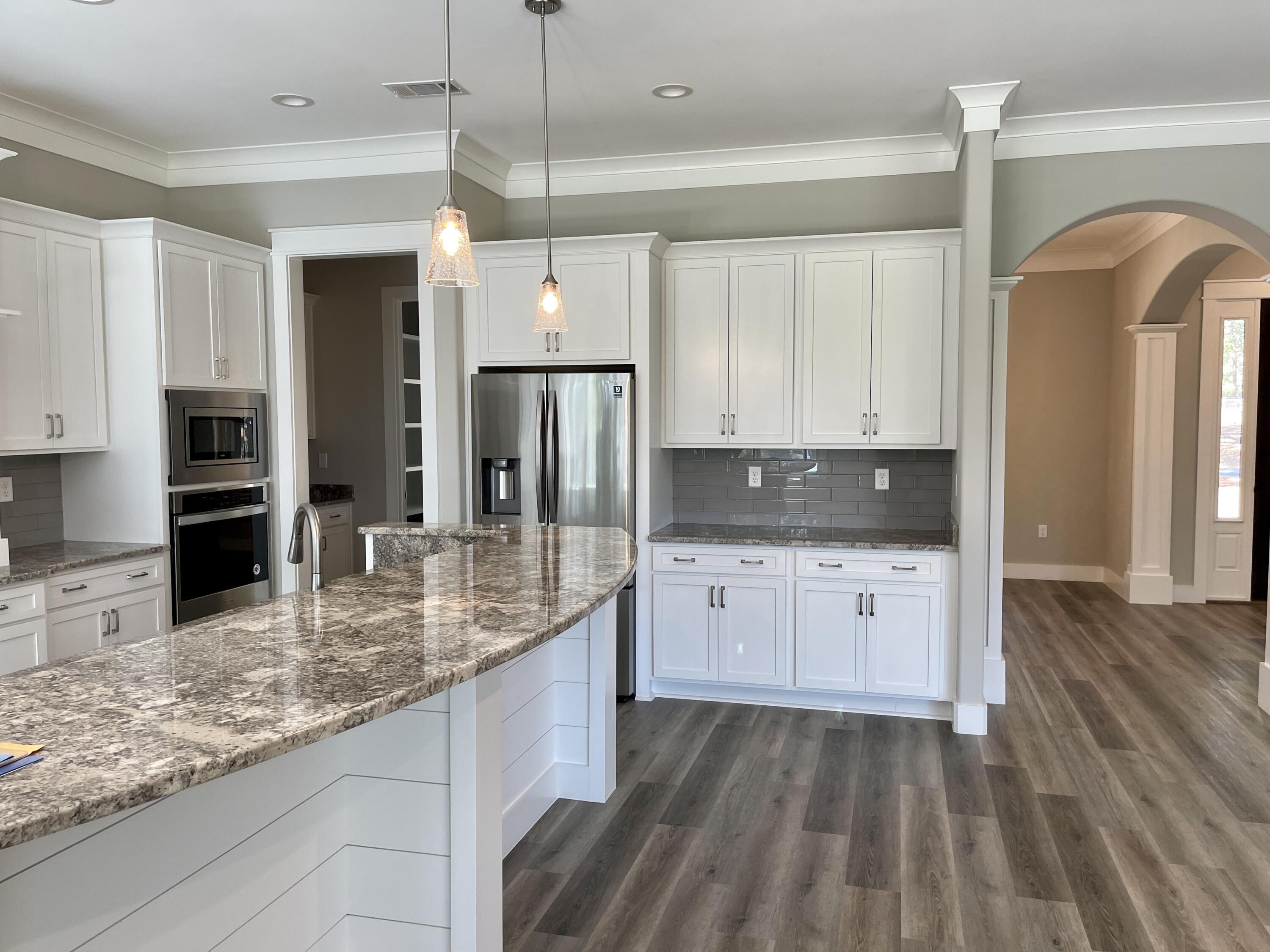 ROCKY BAYOU COUNTRY CLUB ESTATES 10 - Residential