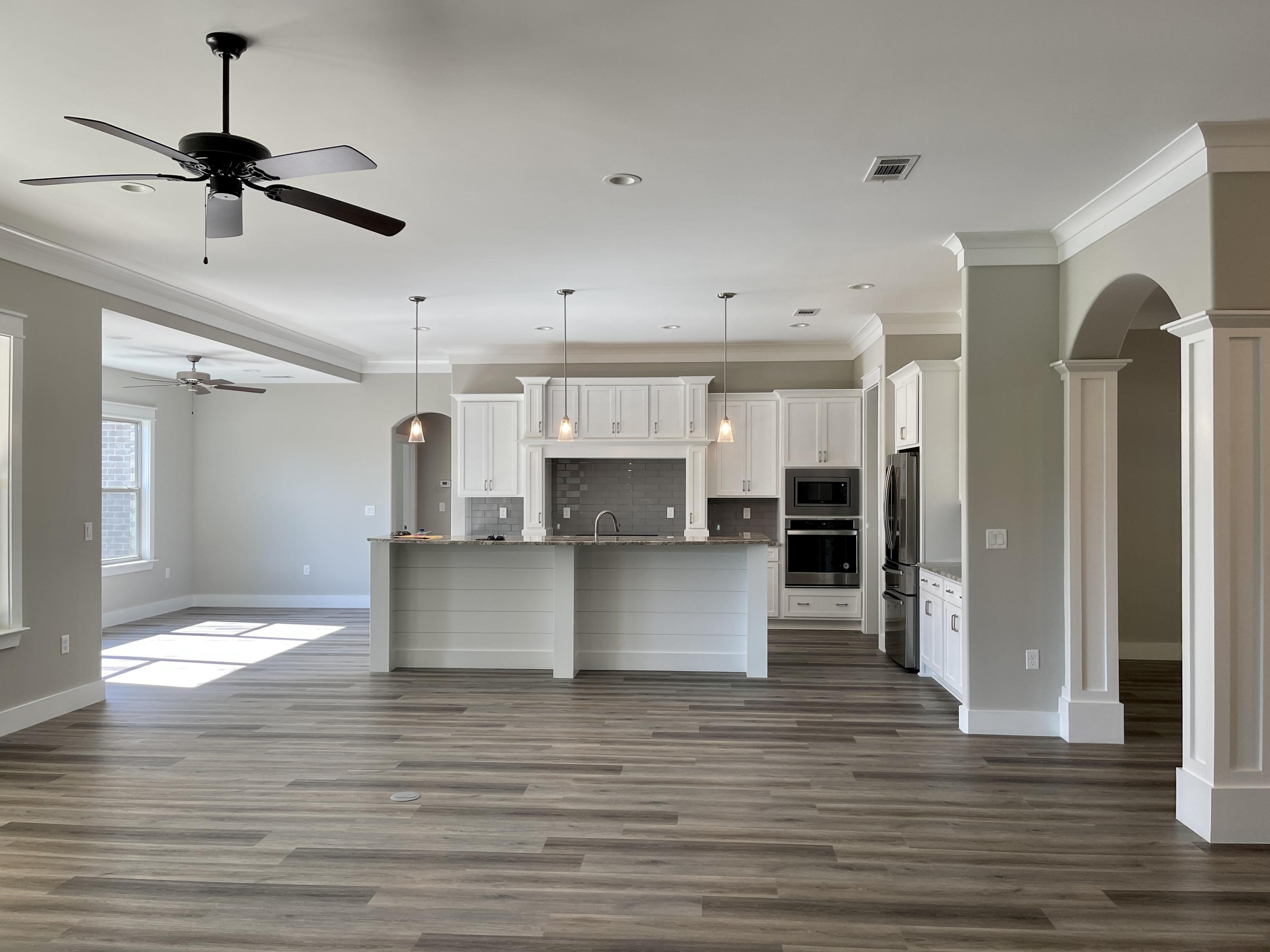 ROCKY BAYOU COUNTRY CLUB ESTATES 10 - Residential
