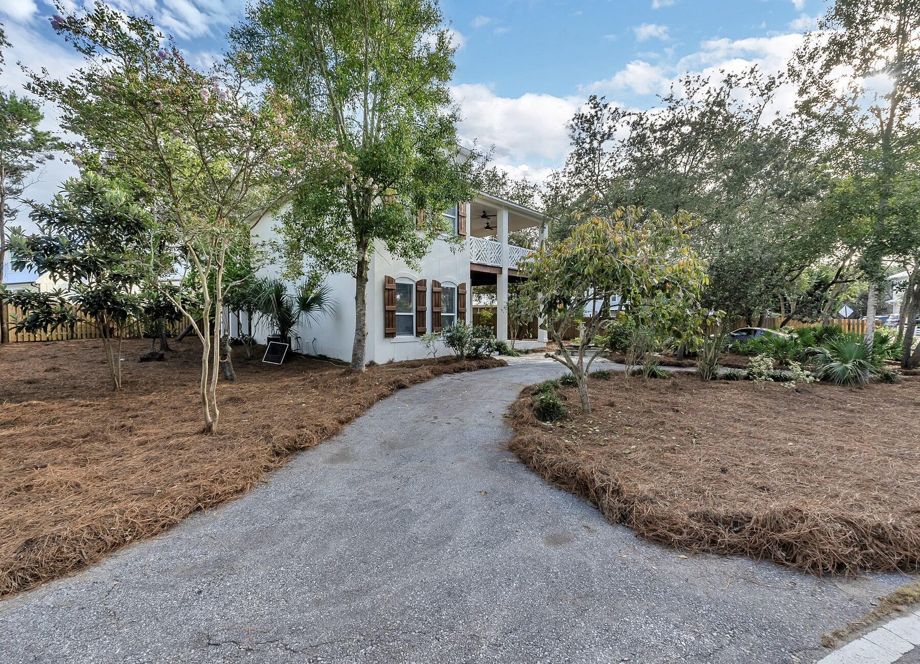 EASTERN LAKE ESTATES - Residential