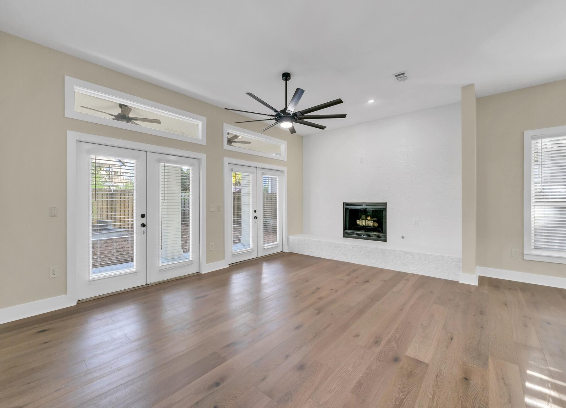EASTERN LAKE ESTATES - Residential