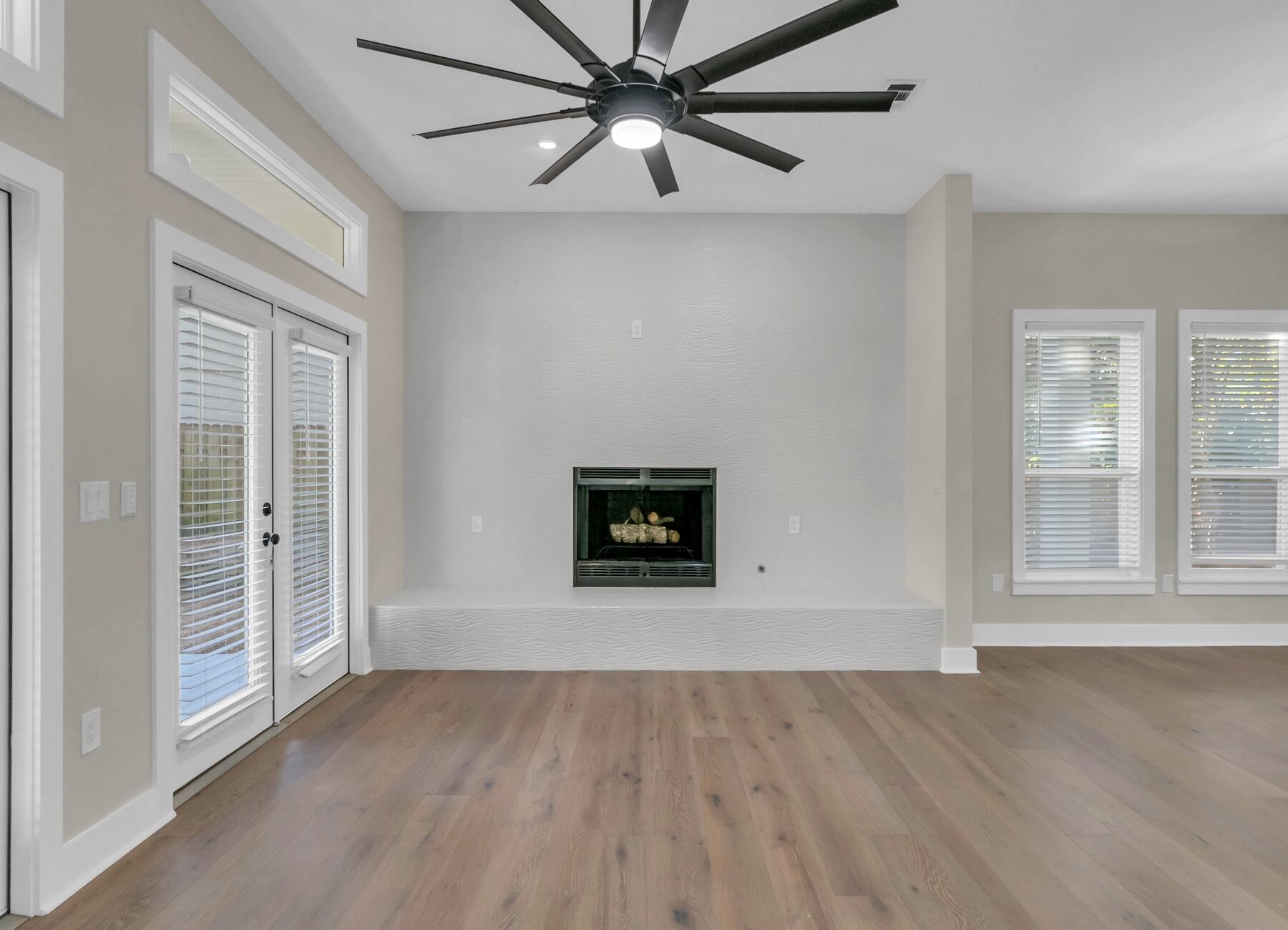 EASTERN LAKE ESTATES - Residential