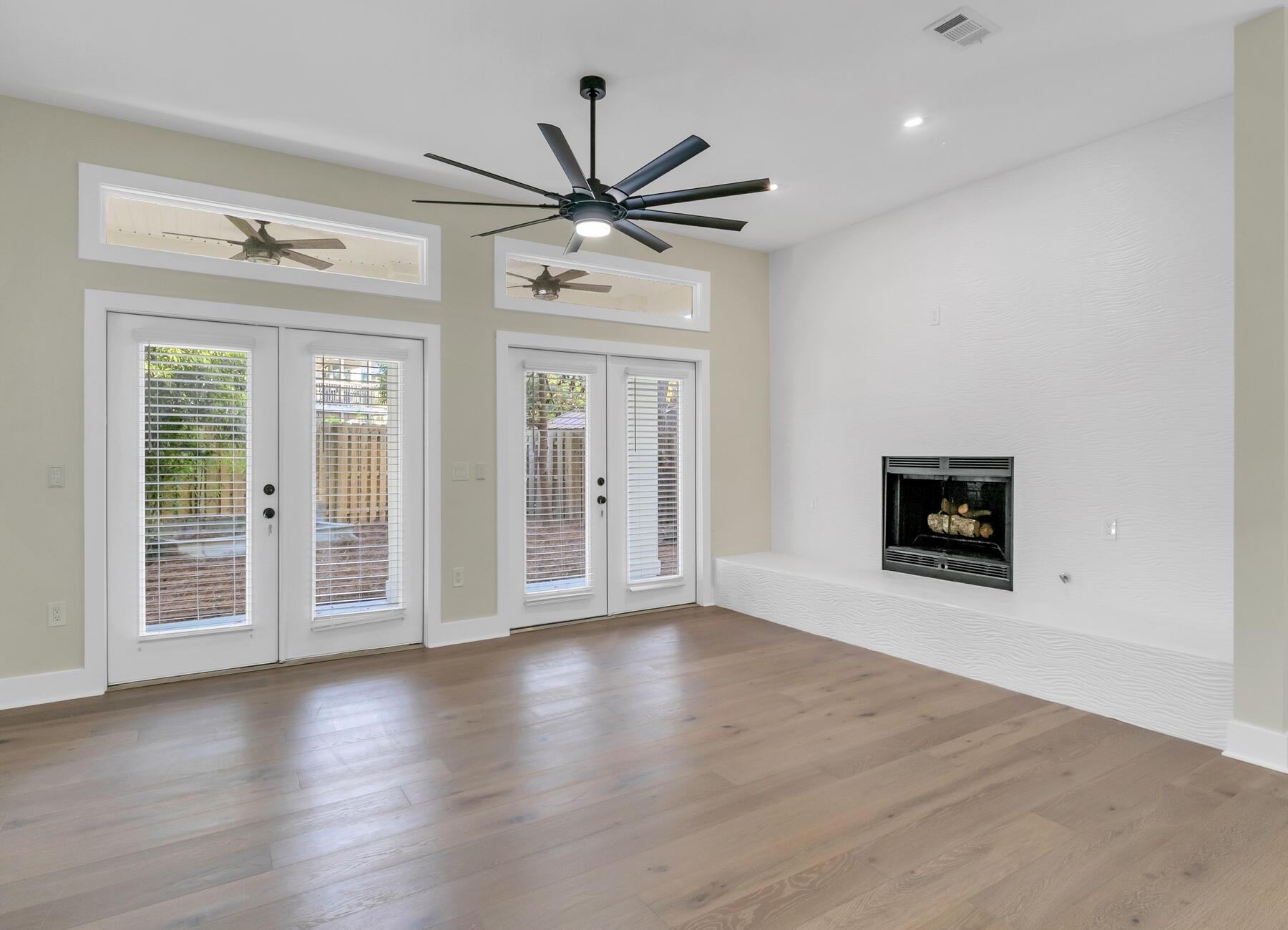 EASTERN LAKE ESTATES - Residential
