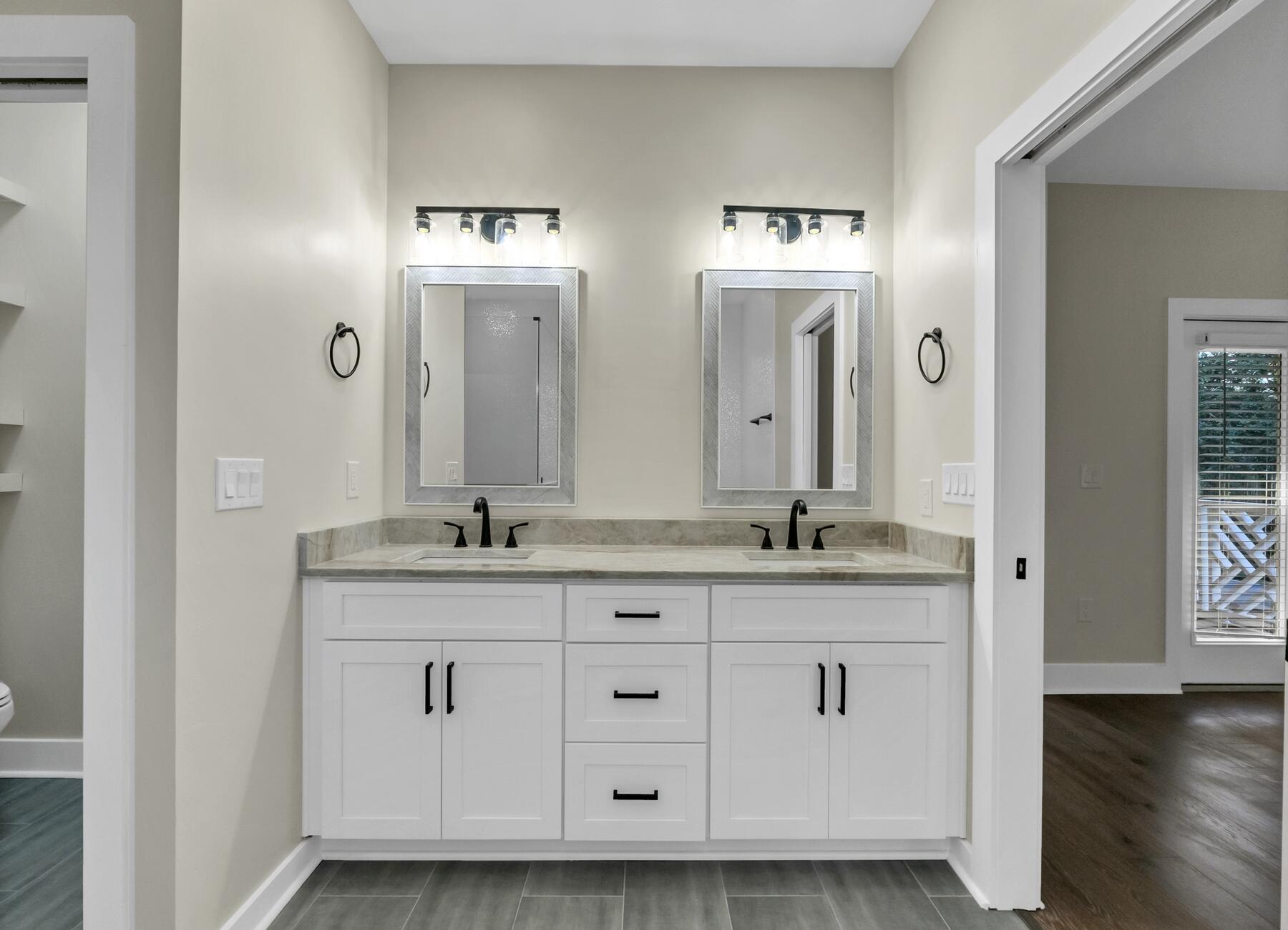 EASTERN LAKE ESTATES - Residential