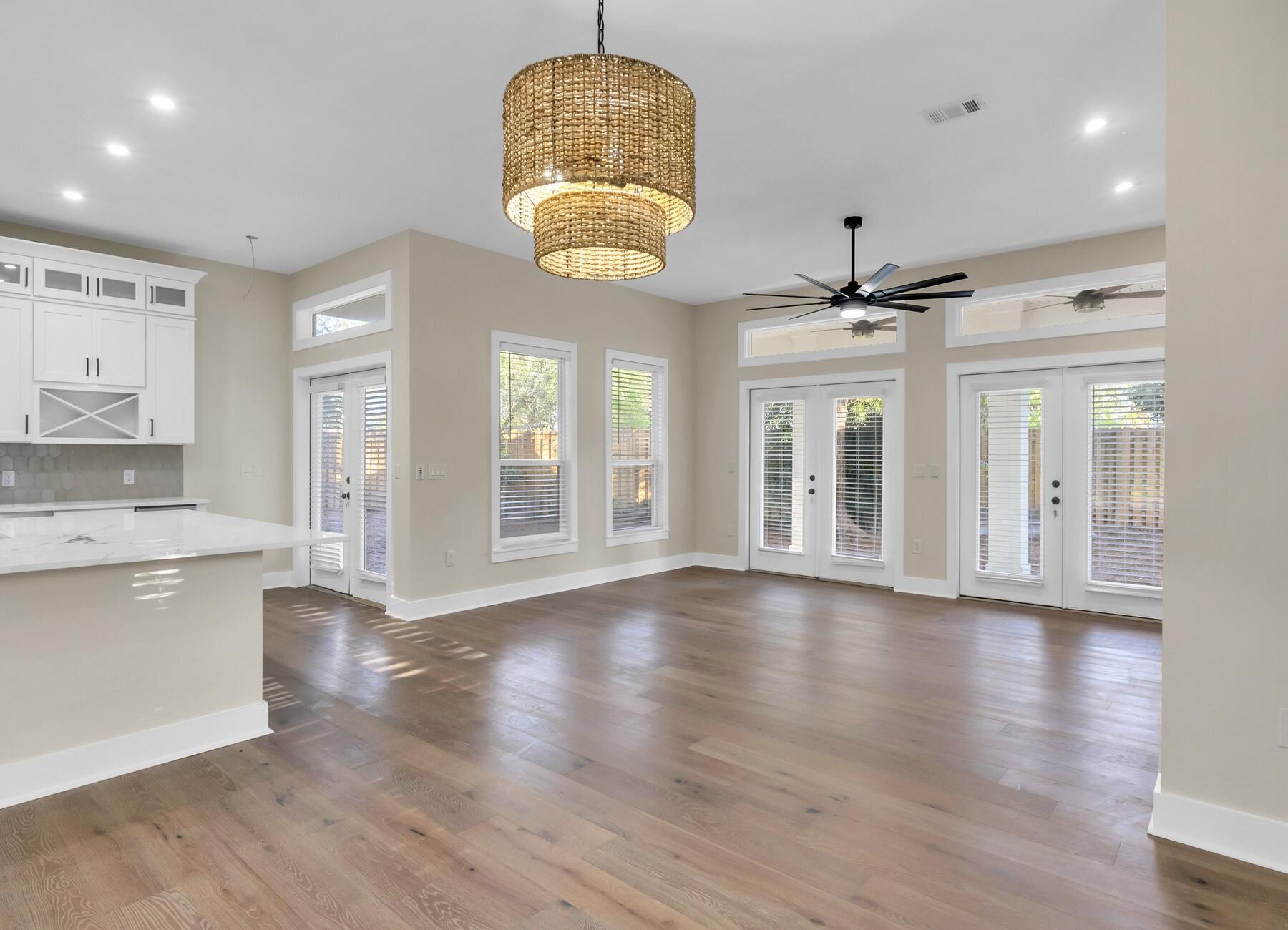 EASTERN LAKE ESTATES - Residential