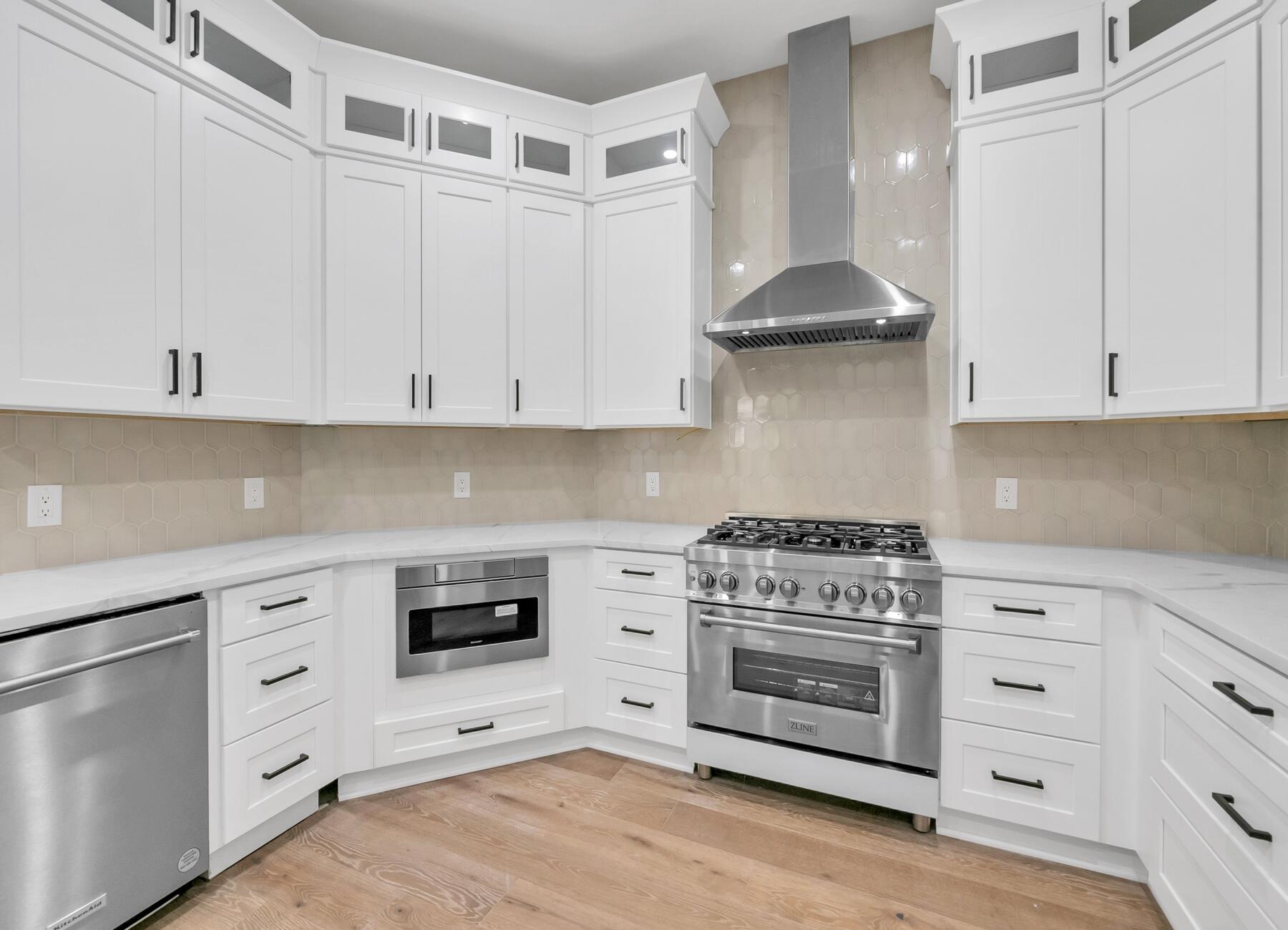 EASTERN LAKE ESTATES - Residential