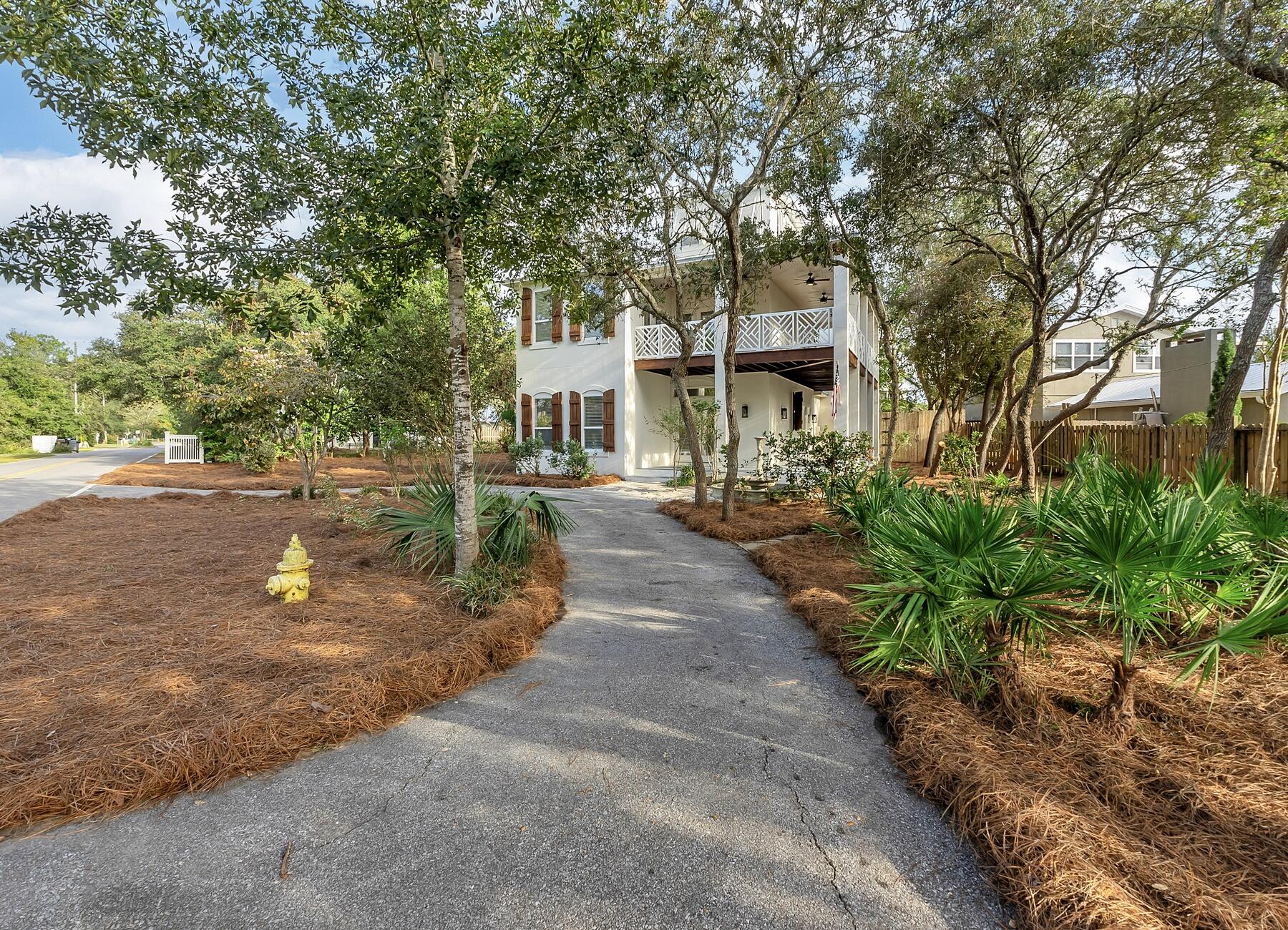 EASTERN LAKE ESTATES - Residential
