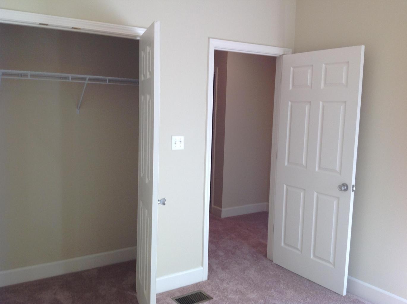 ARBOR LAKE - Residential