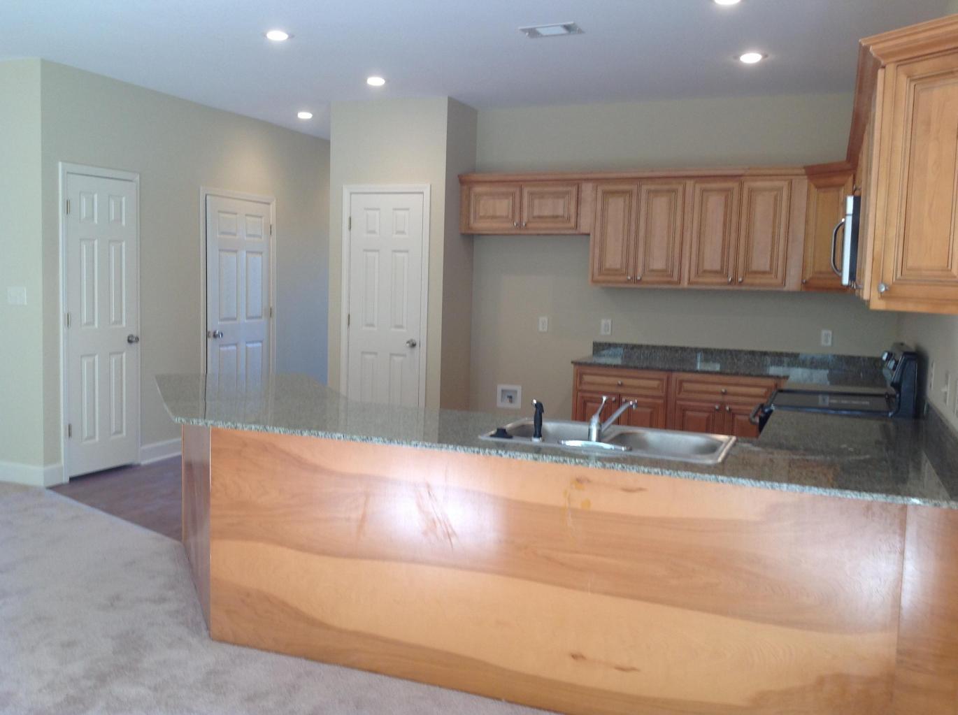 ARBOR LAKE - Residential