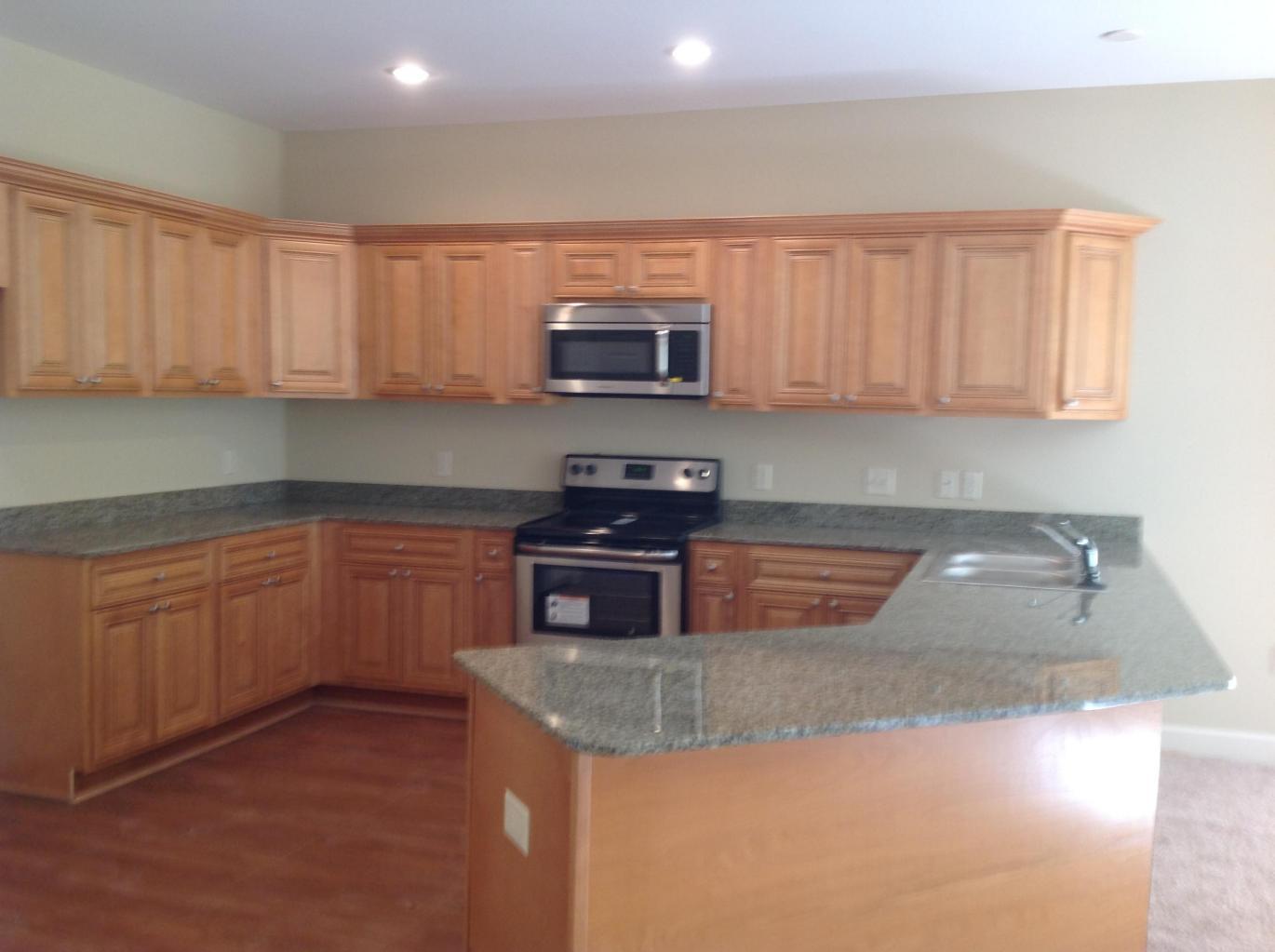 ARBOR LAKE - Residential