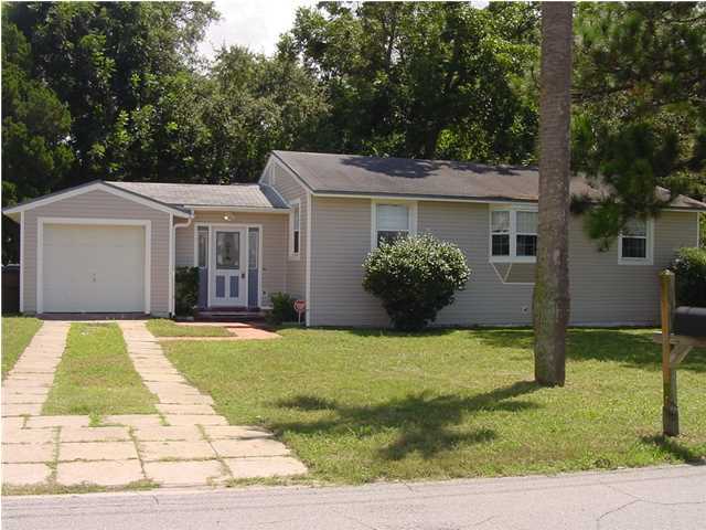 GARNIERS BEACH - Residential Lease