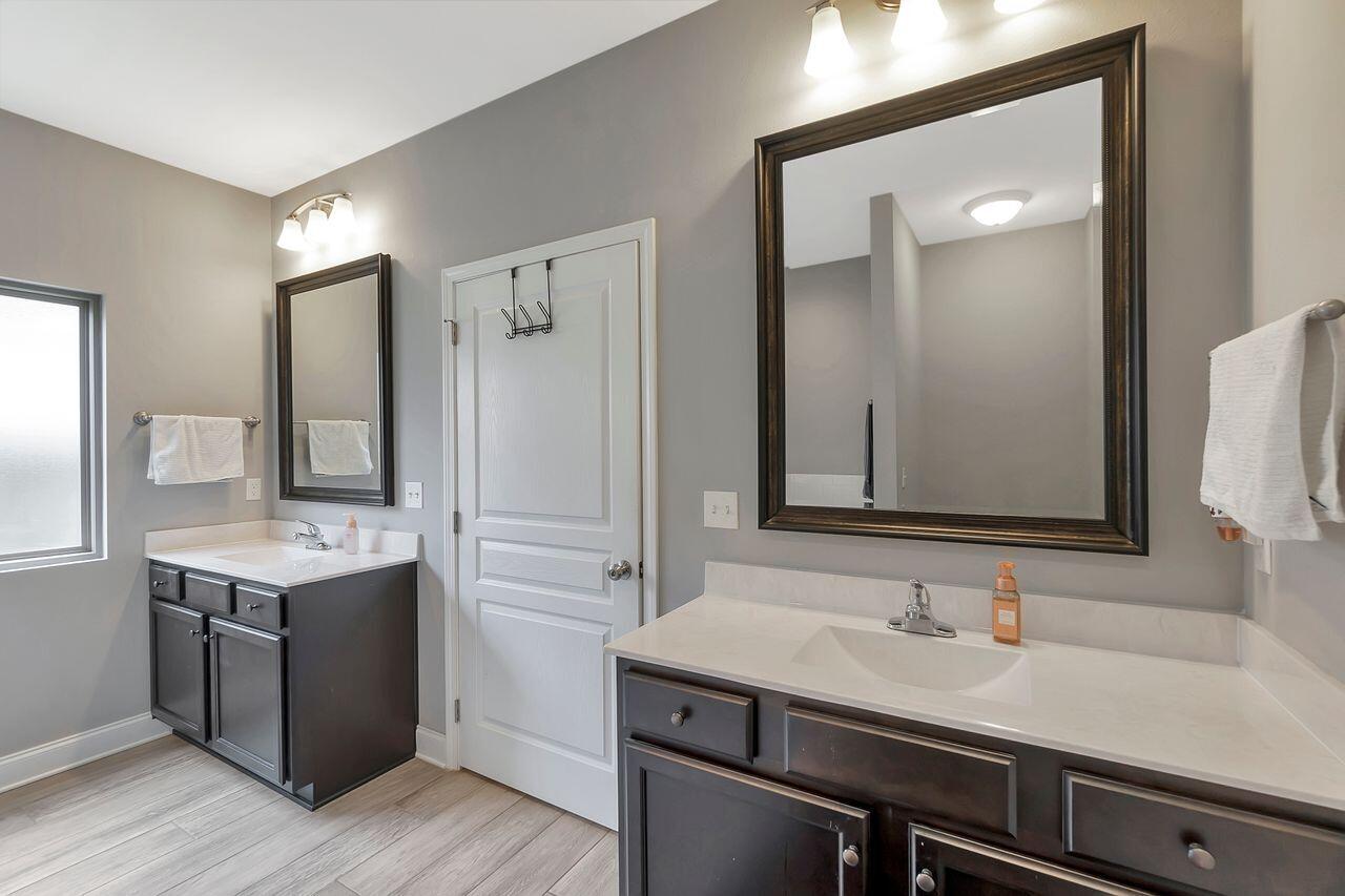 CRESCENT SHORES - Residential