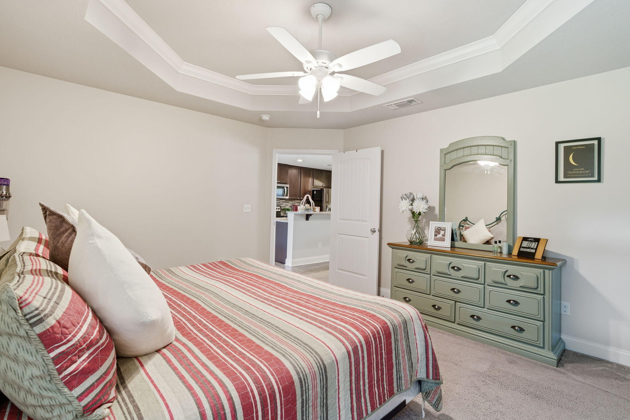 HOLLEY BY THE SEA - Residential