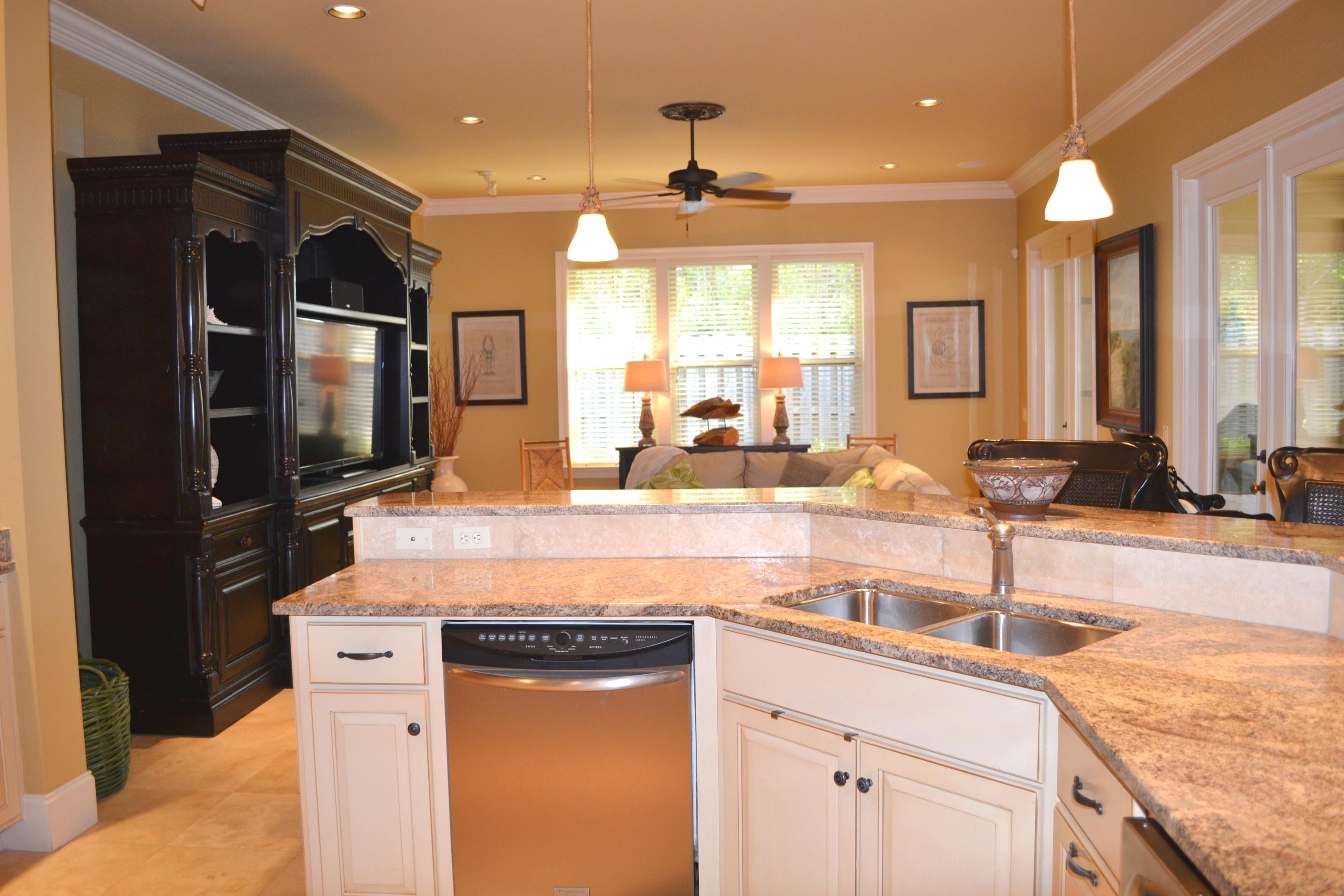 VINEYARD AT RAVEN OAKS - Residential